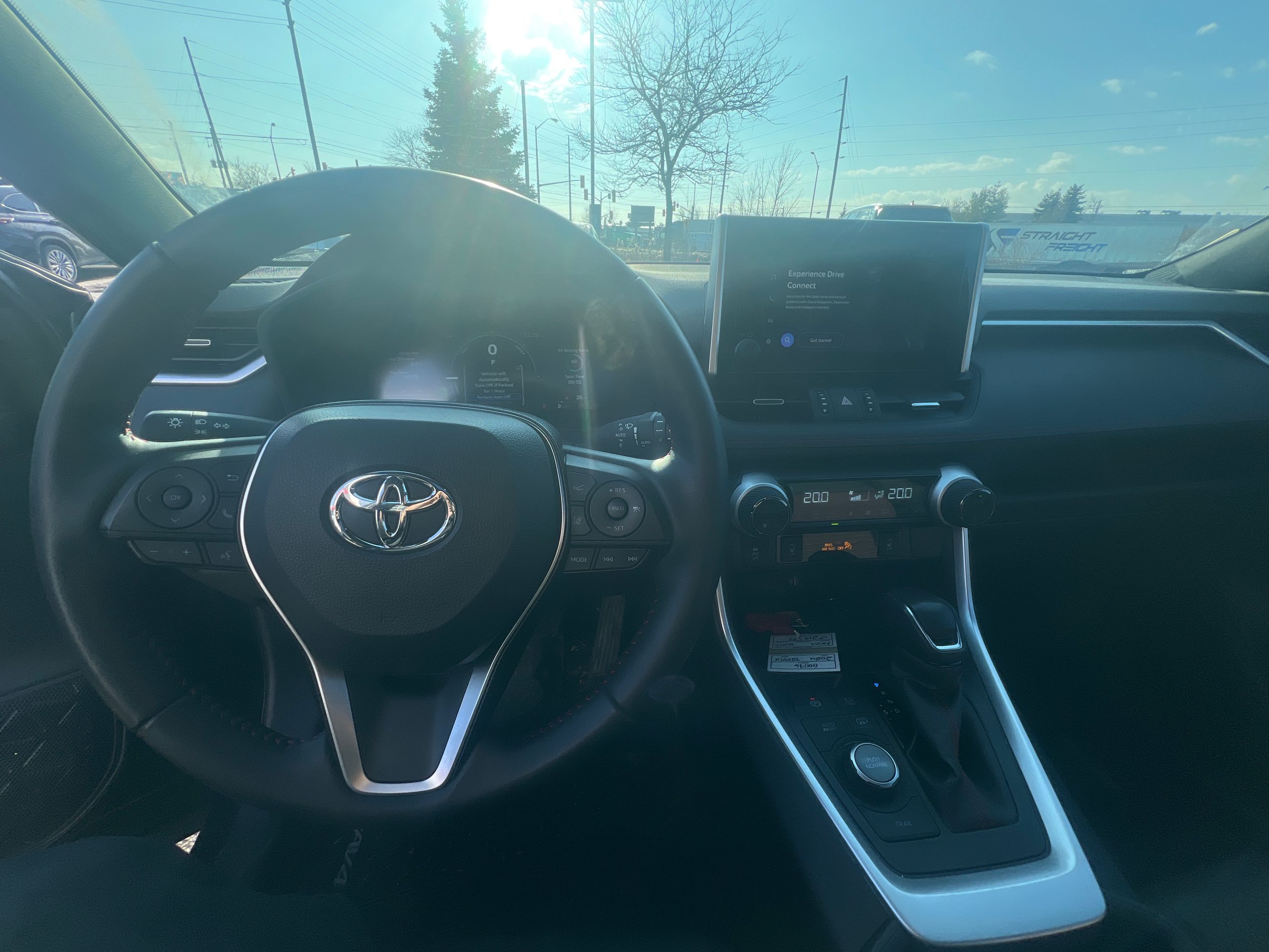 Toyota RAV4 Plug-in Hybrid  2024 à Bolton, Ontario