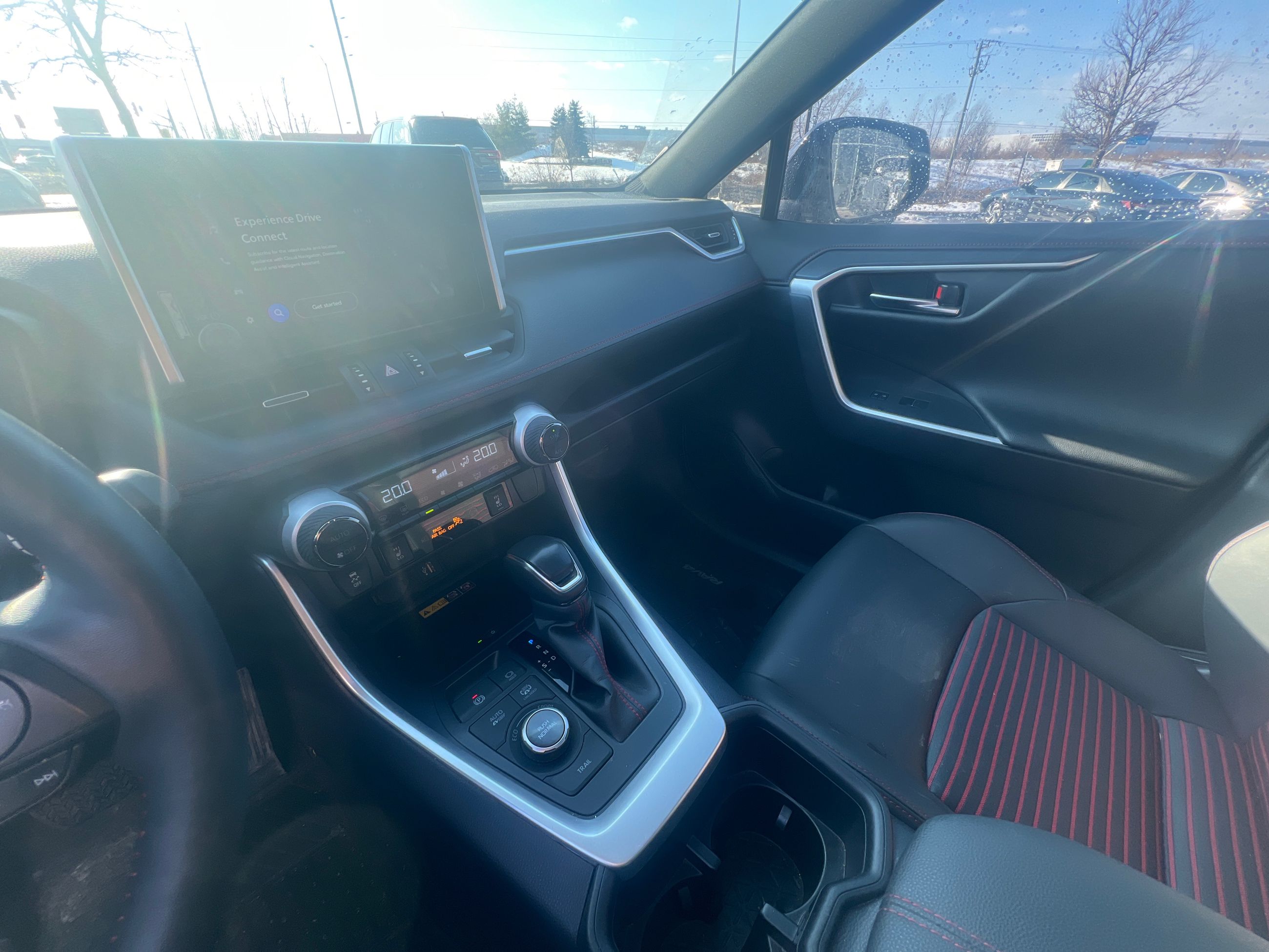 Toyota RAV4 Plug-in Hybrid  2024 à Bolton, Ontario