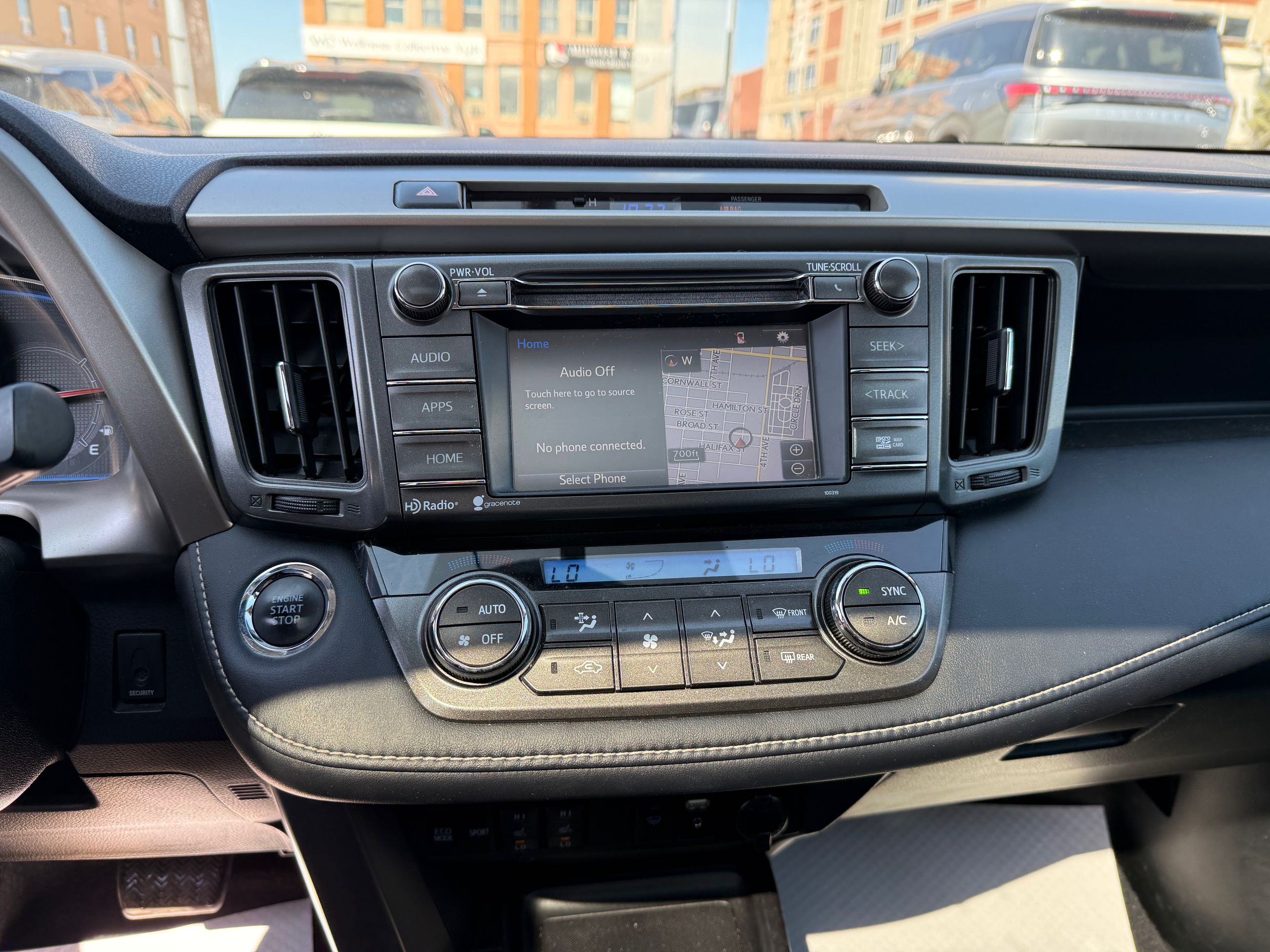 Toyota RAV4  2015 à Regina, Saskatchewan