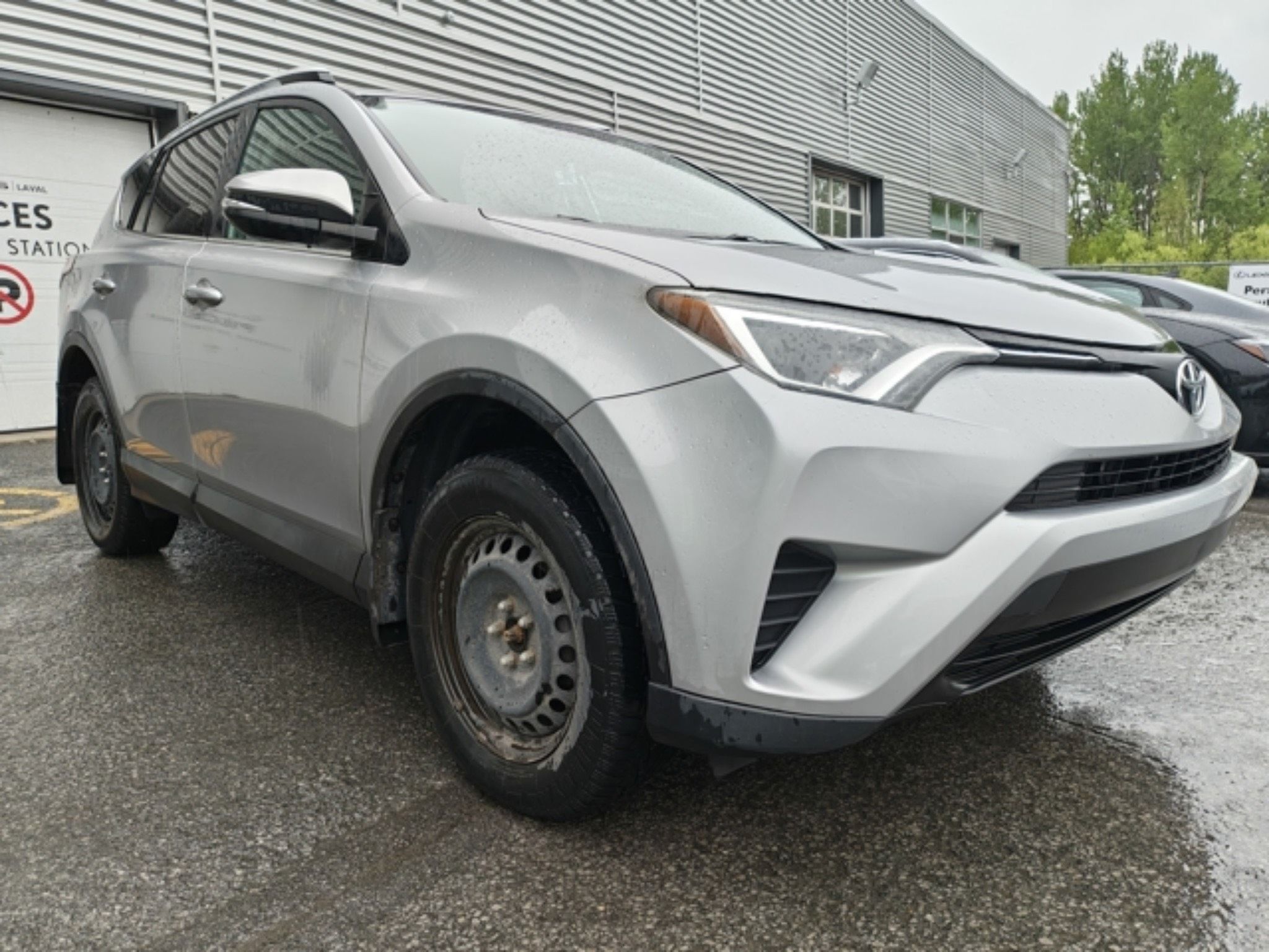 Toyota RAV4  2016 à Laval, Québec