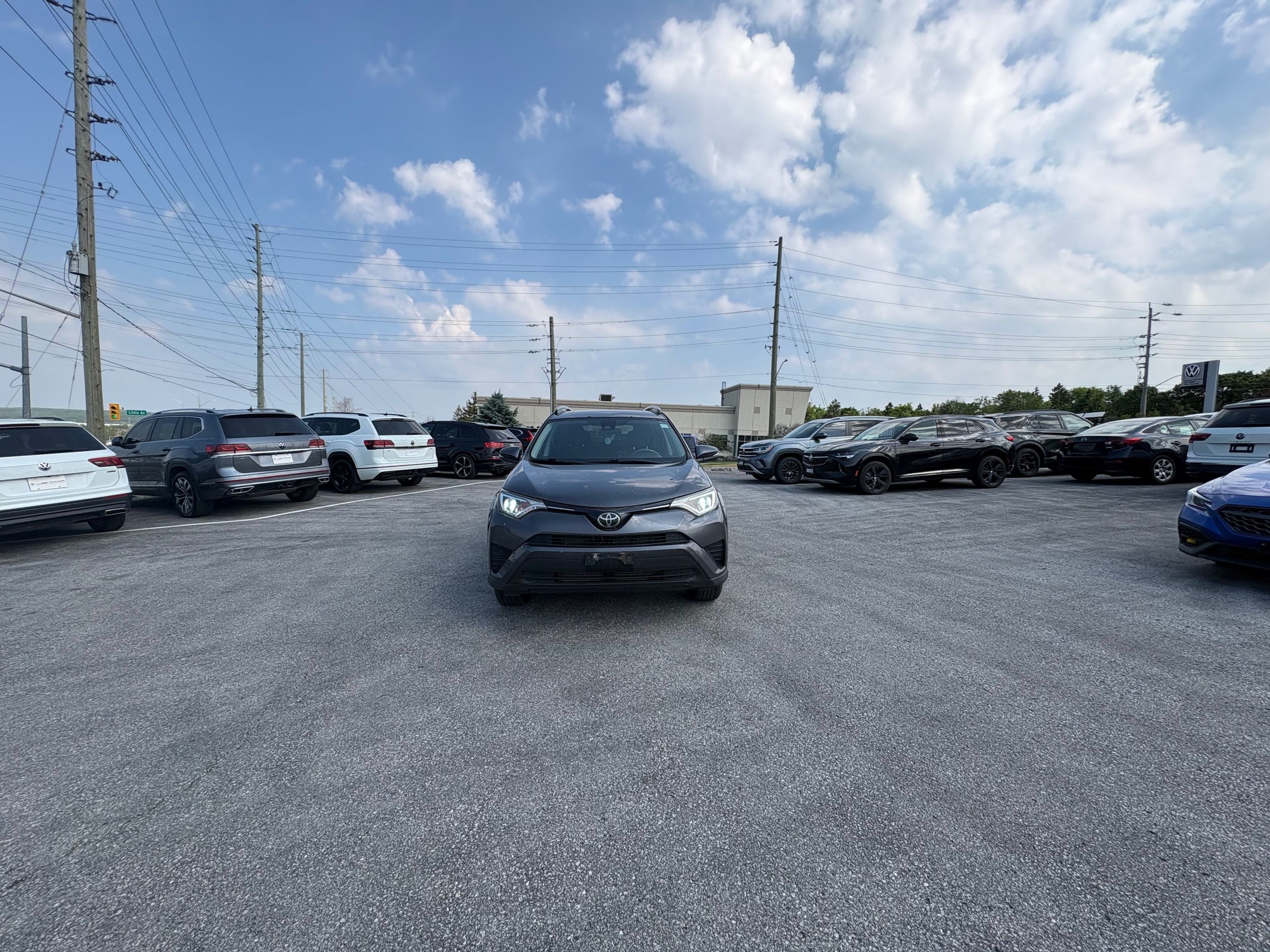 2018 Toyota RAV4 in Barrie, Ontario