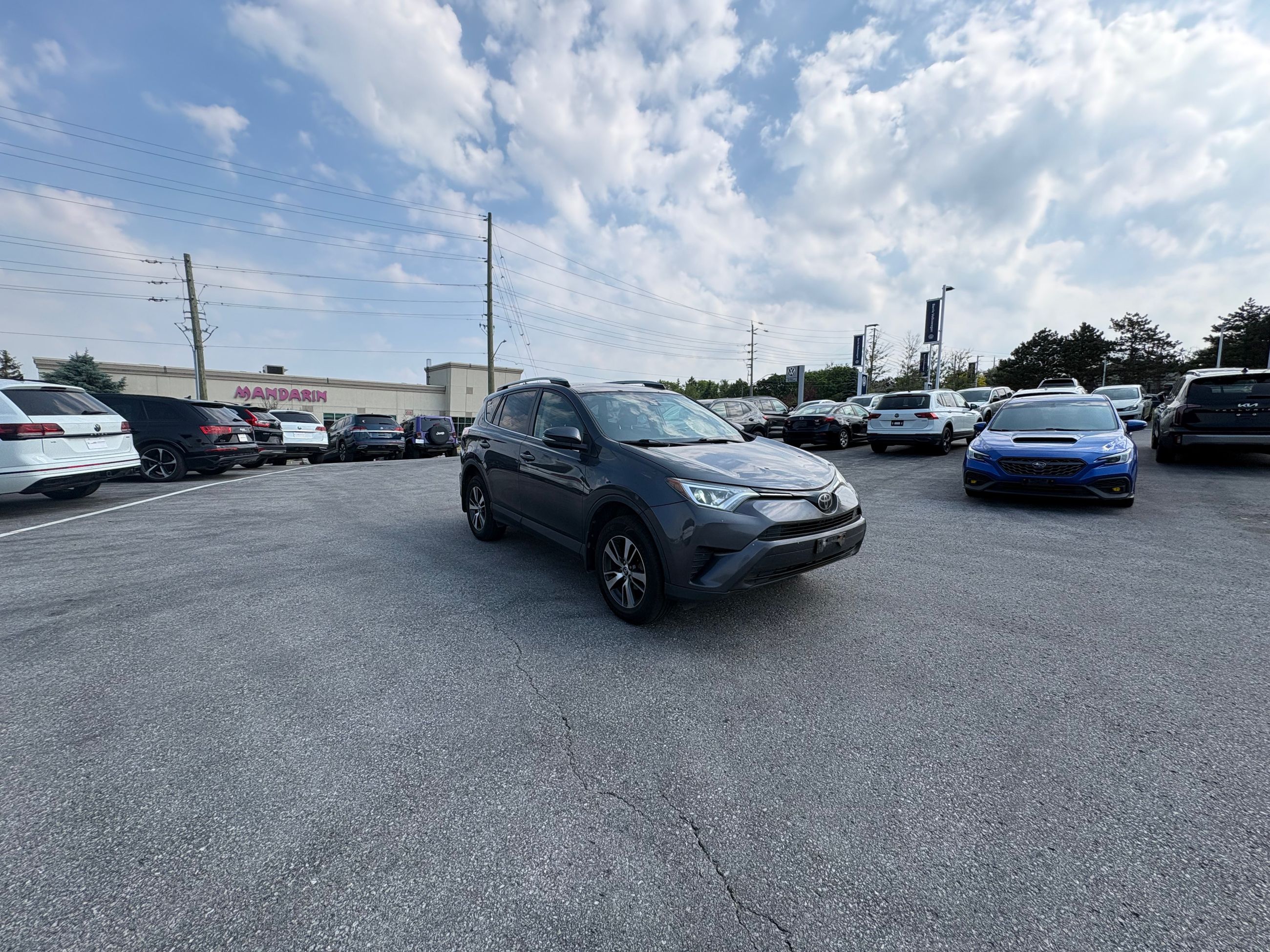 2018 Toyota RAV4 in Barrie, Ontario