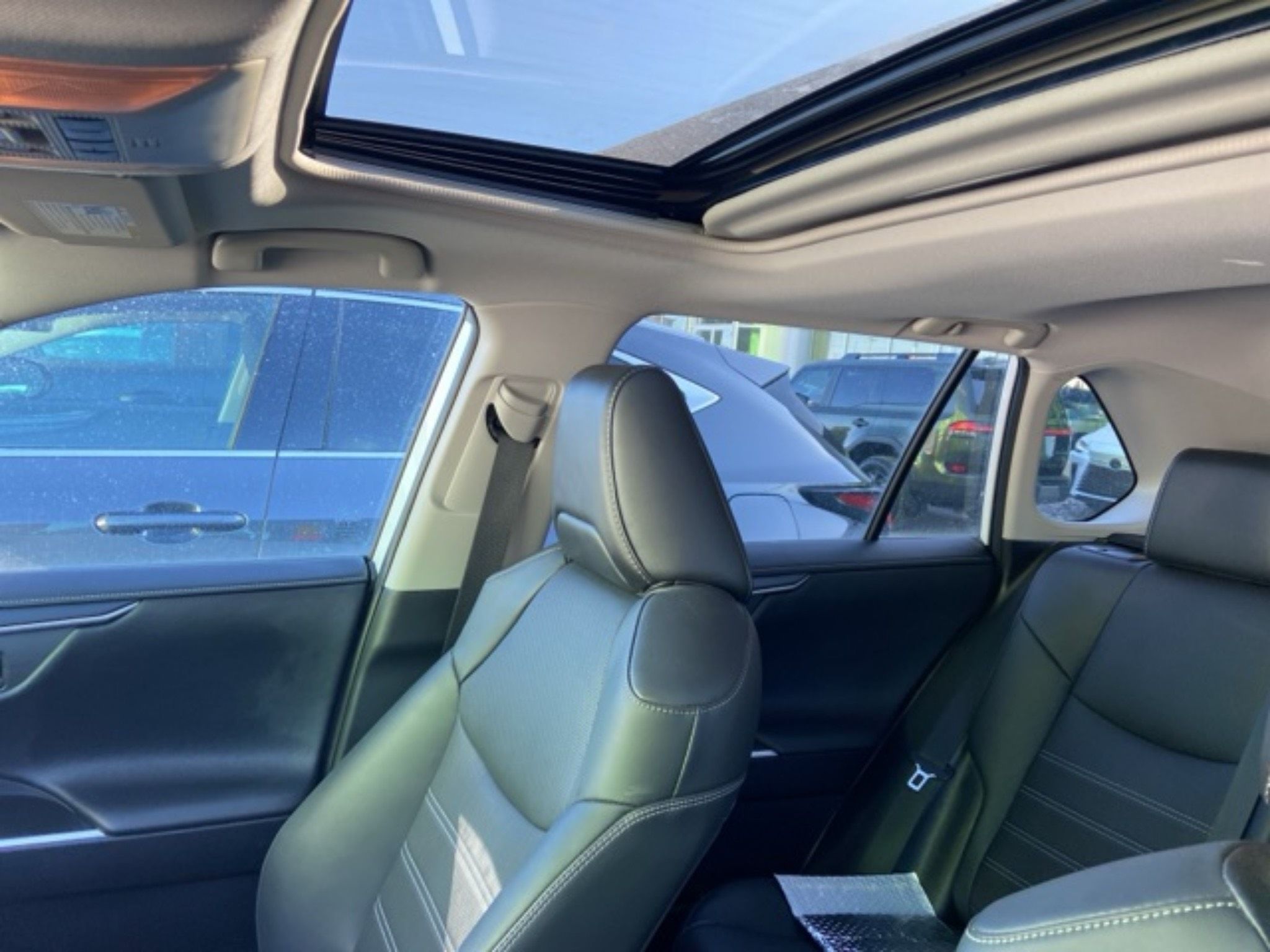 2020 Toyota RAV4 in Laval, Quebec