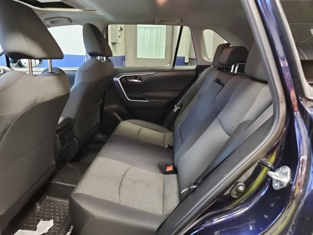 Toyota RAV4  2021 à Regina, Saskatchewan