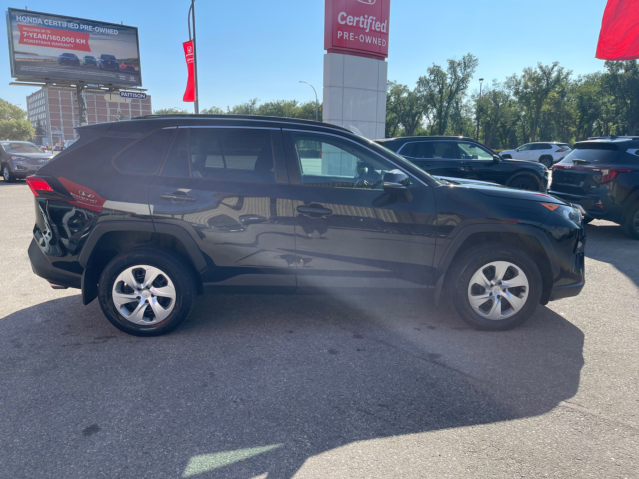 Toyota RAV4  2021 à Regina, Saskatchewan