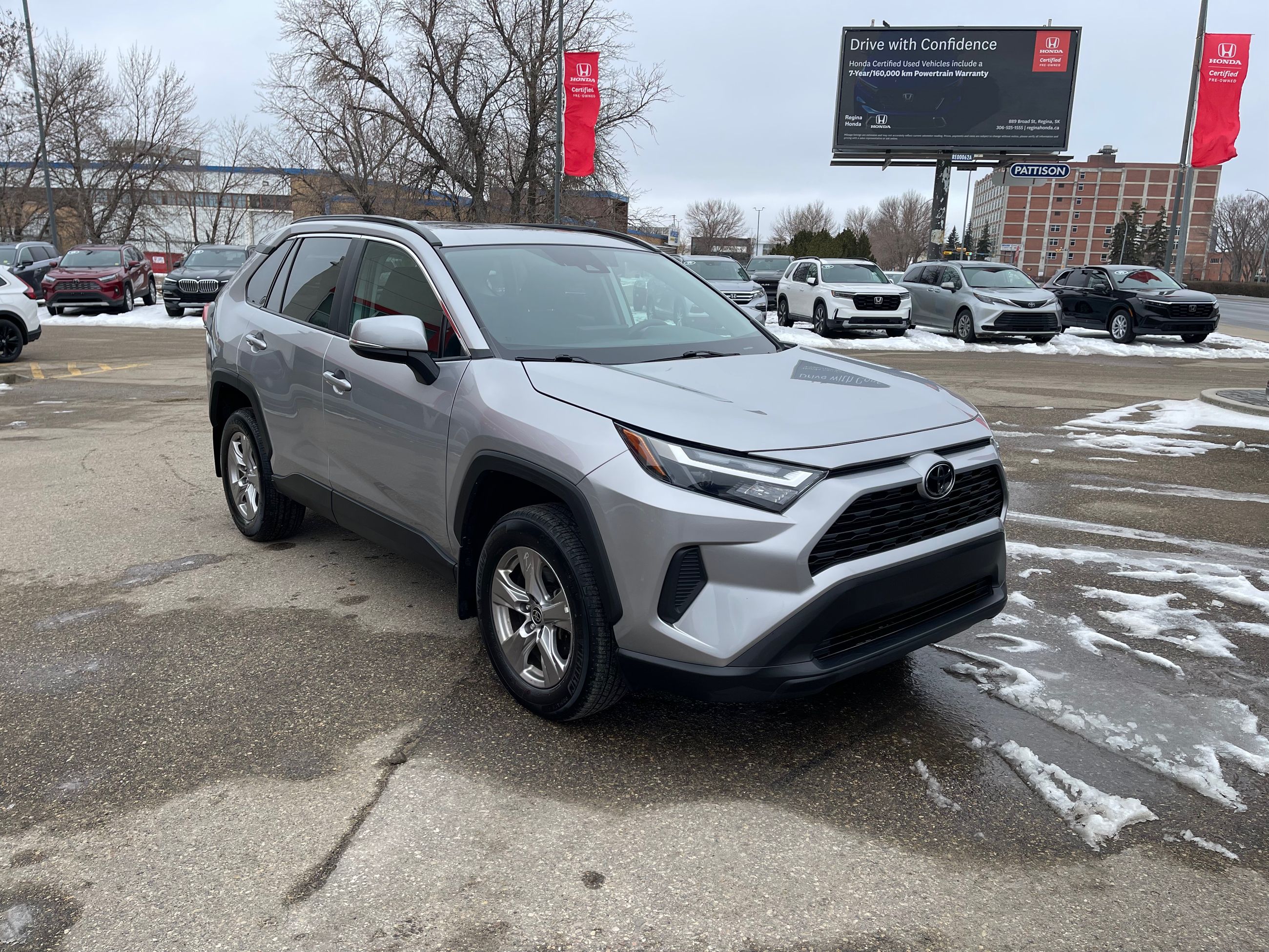 Toyota RAV4  2023 à Regina, Saskatchewan