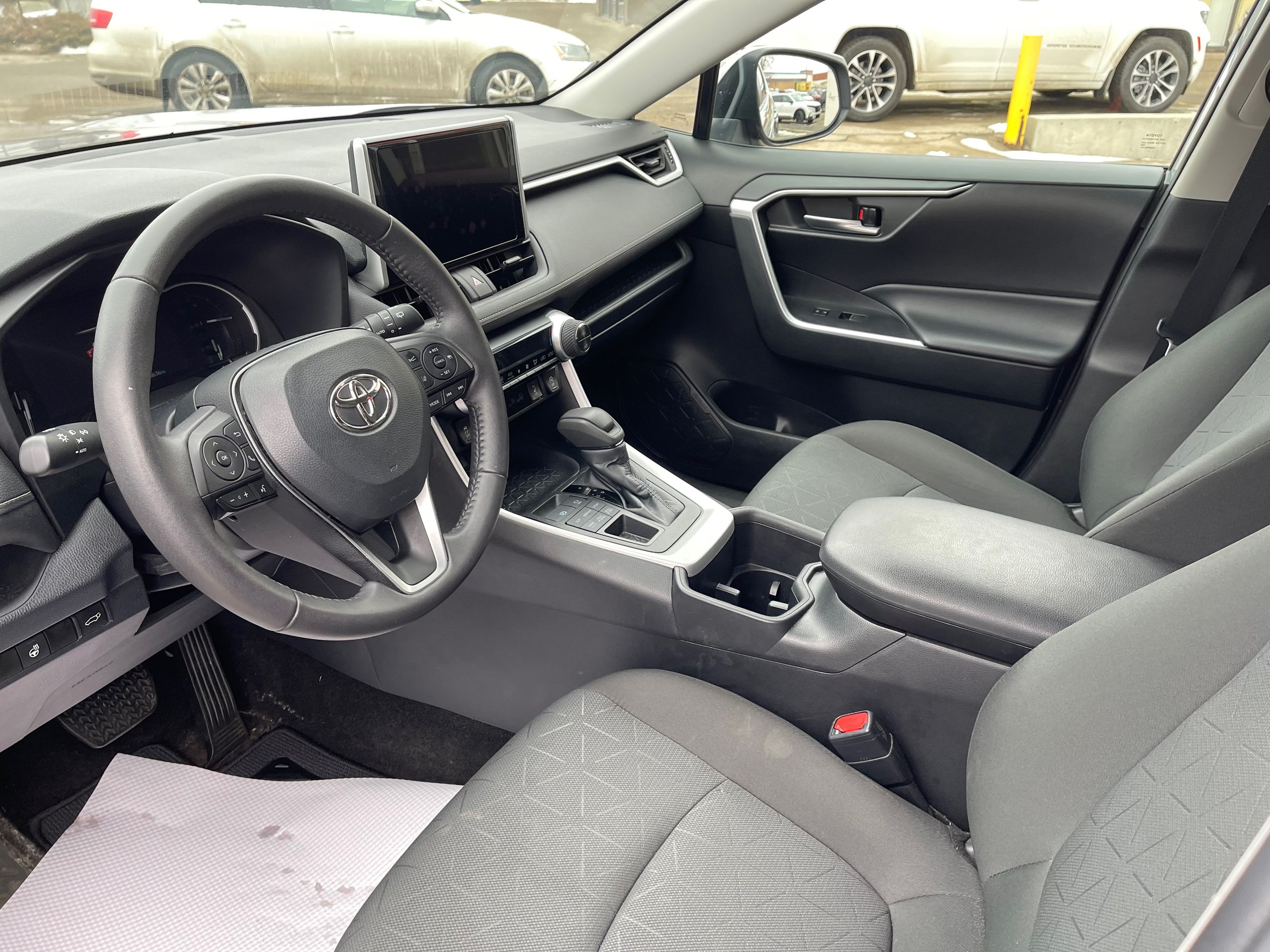 Toyota RAV4  2023 à Regina, Saskatchewan