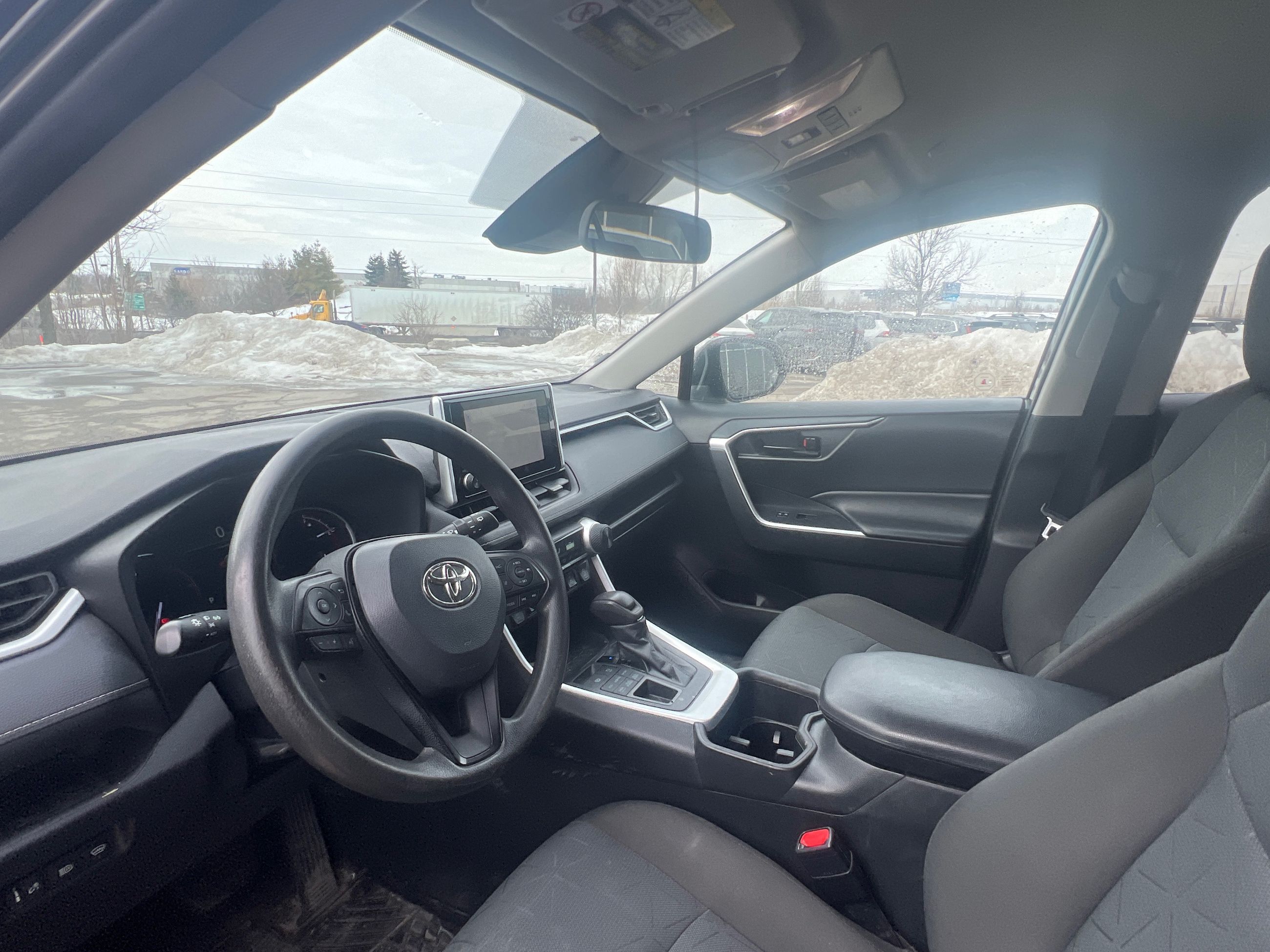 Toyota RAV4  2023 à Bolton, Ontario