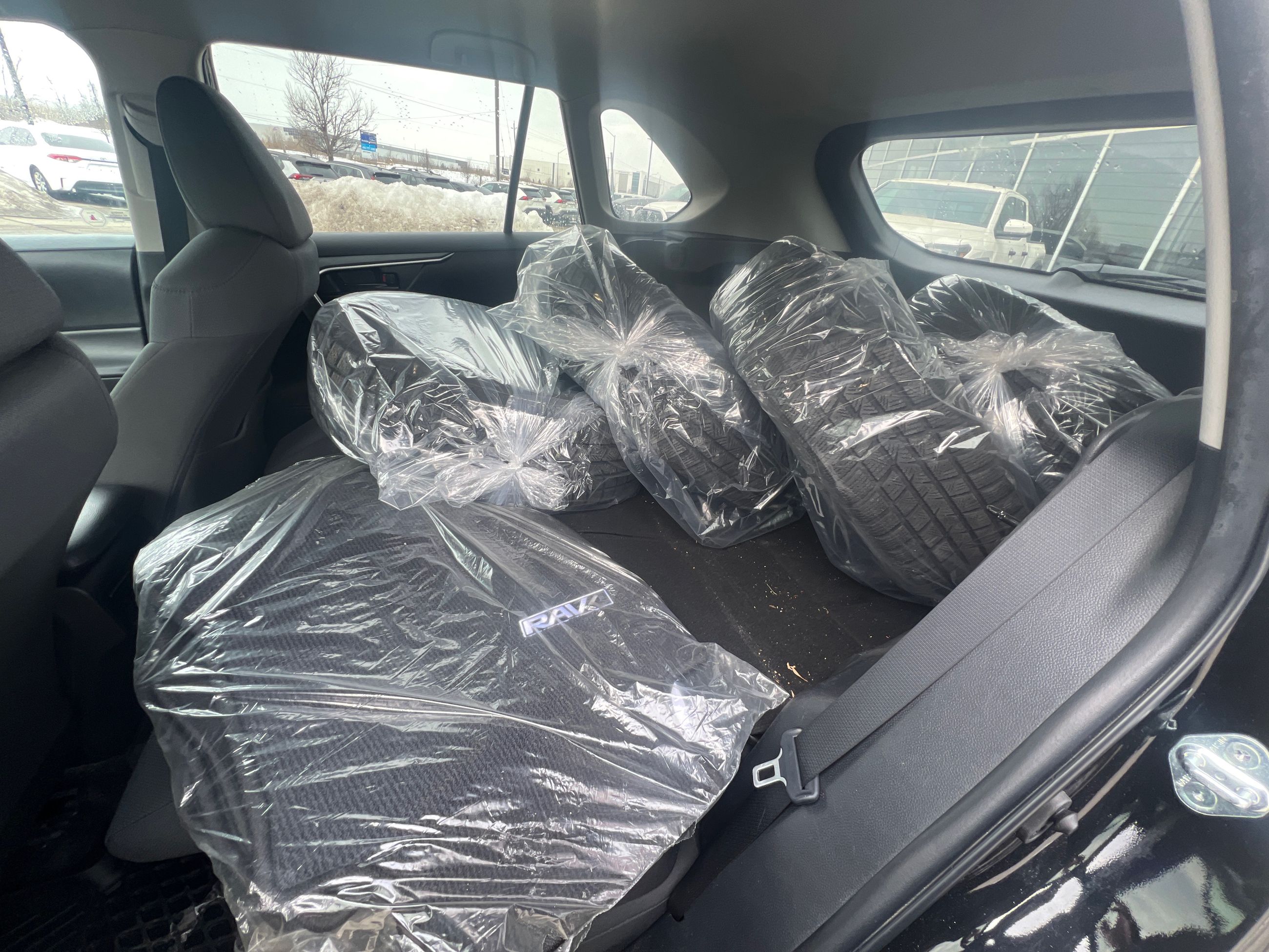 Toyota RAV4  2023 à Bolton, Ontario