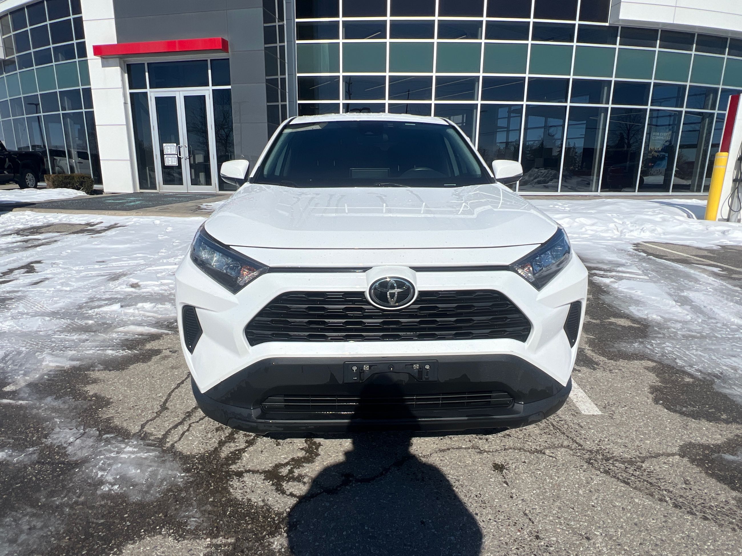Toyota RAV4  2024 à Bolton, Ontario