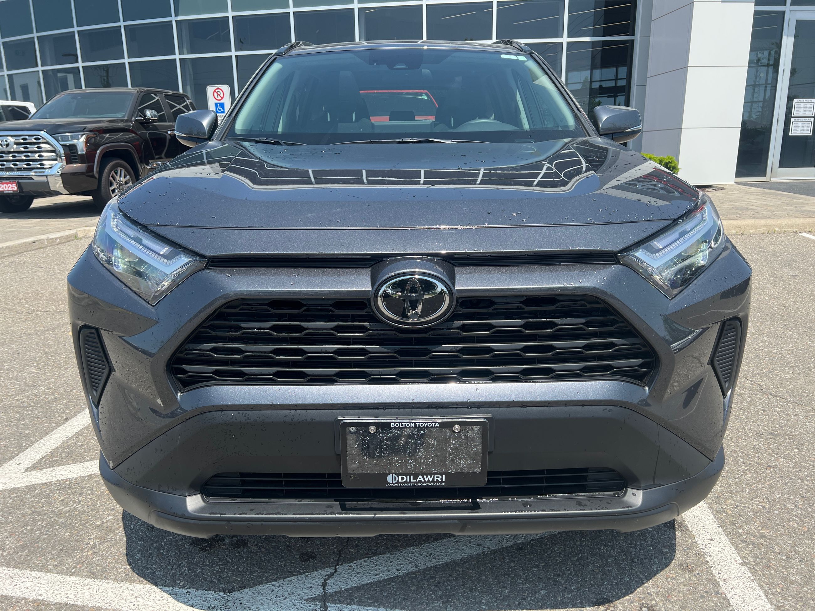 Toyota RAV4  2025 à Bolton, Ontario