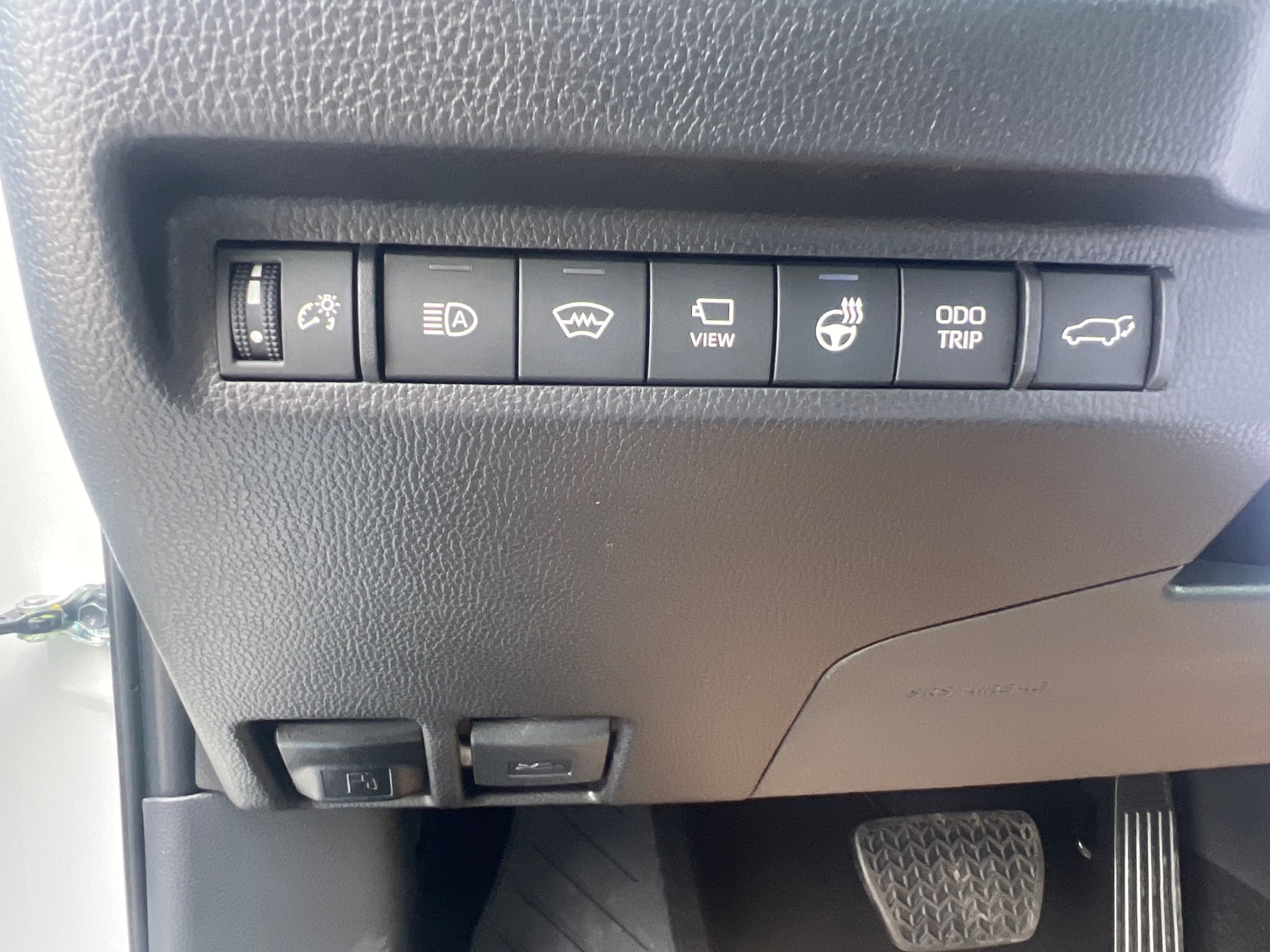 2025 Toyota RAV4 in Bolton, Ontario