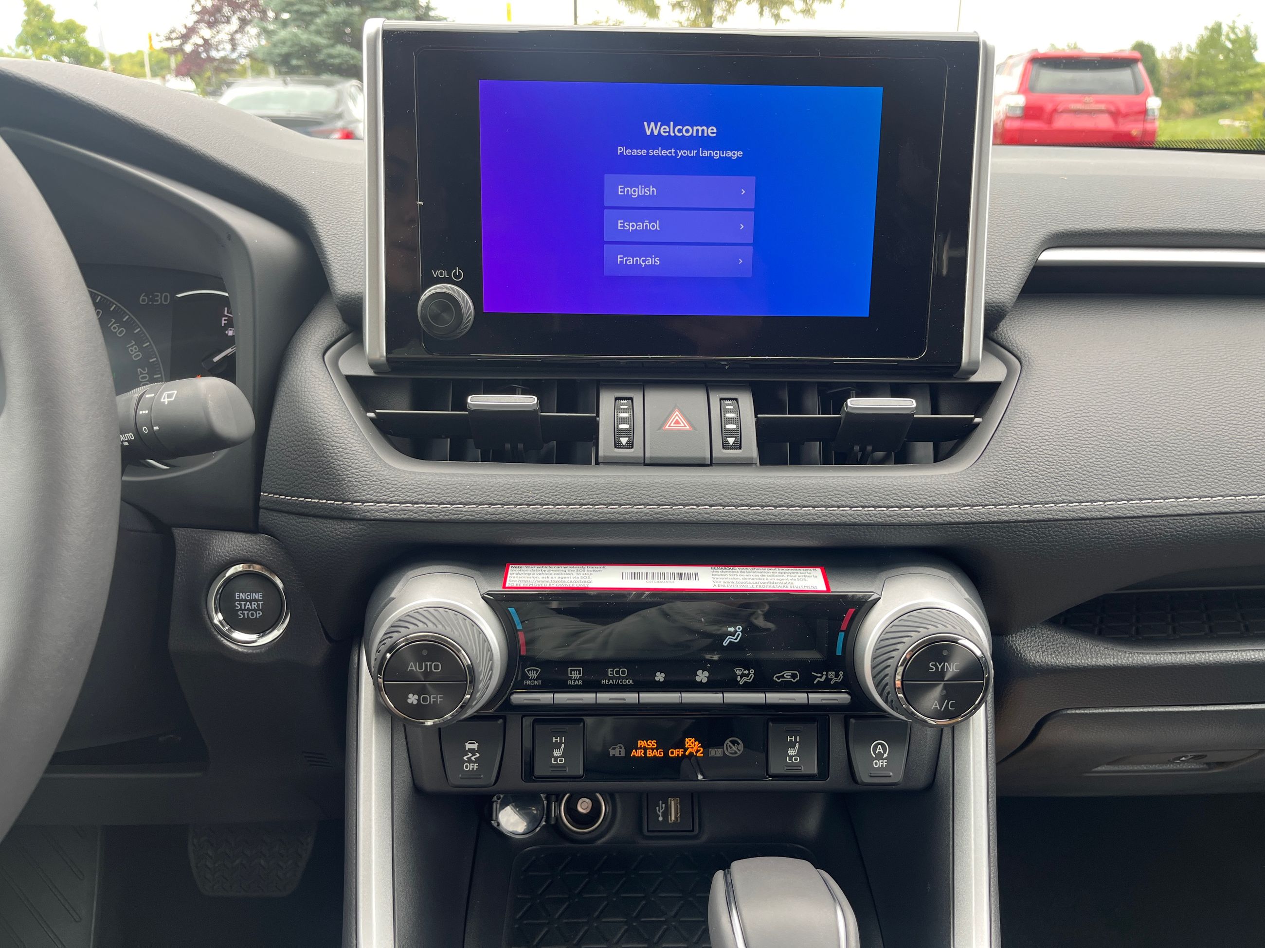 Toyota RAV4  2025 à Bolton, Ontario