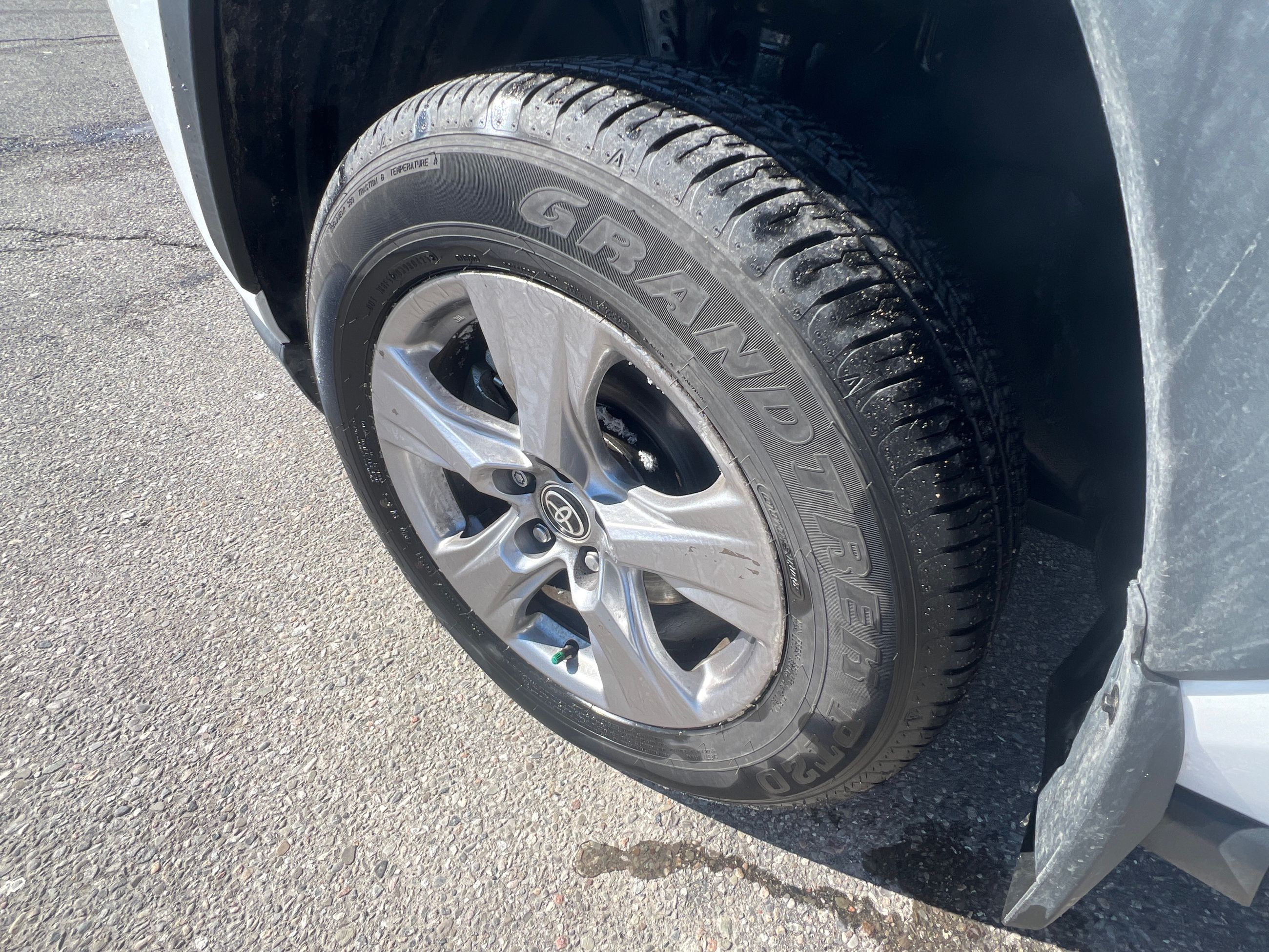 Toyota RAV4  2025 à Bolton, Ontario