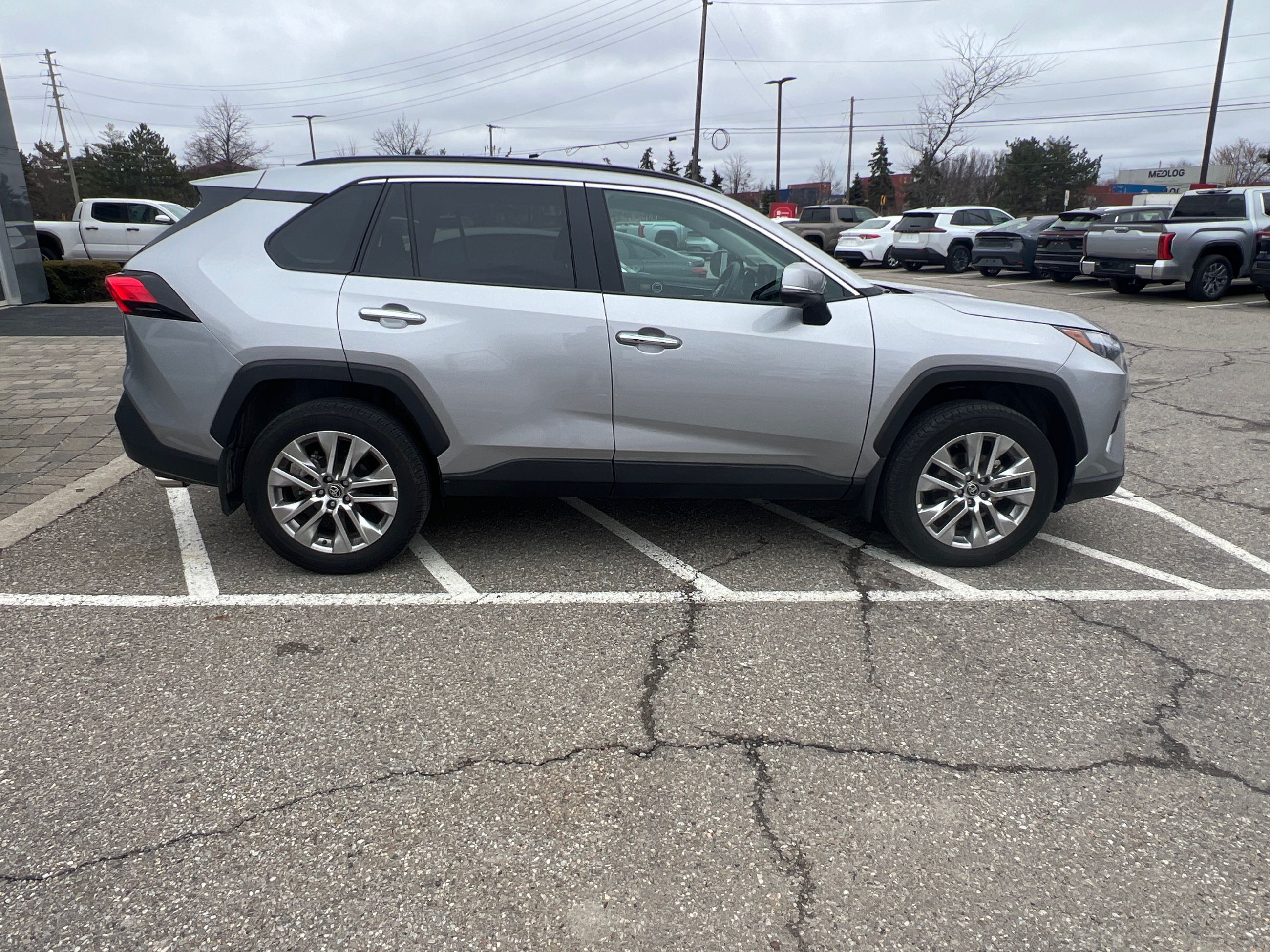 2025 Toyota RAV4