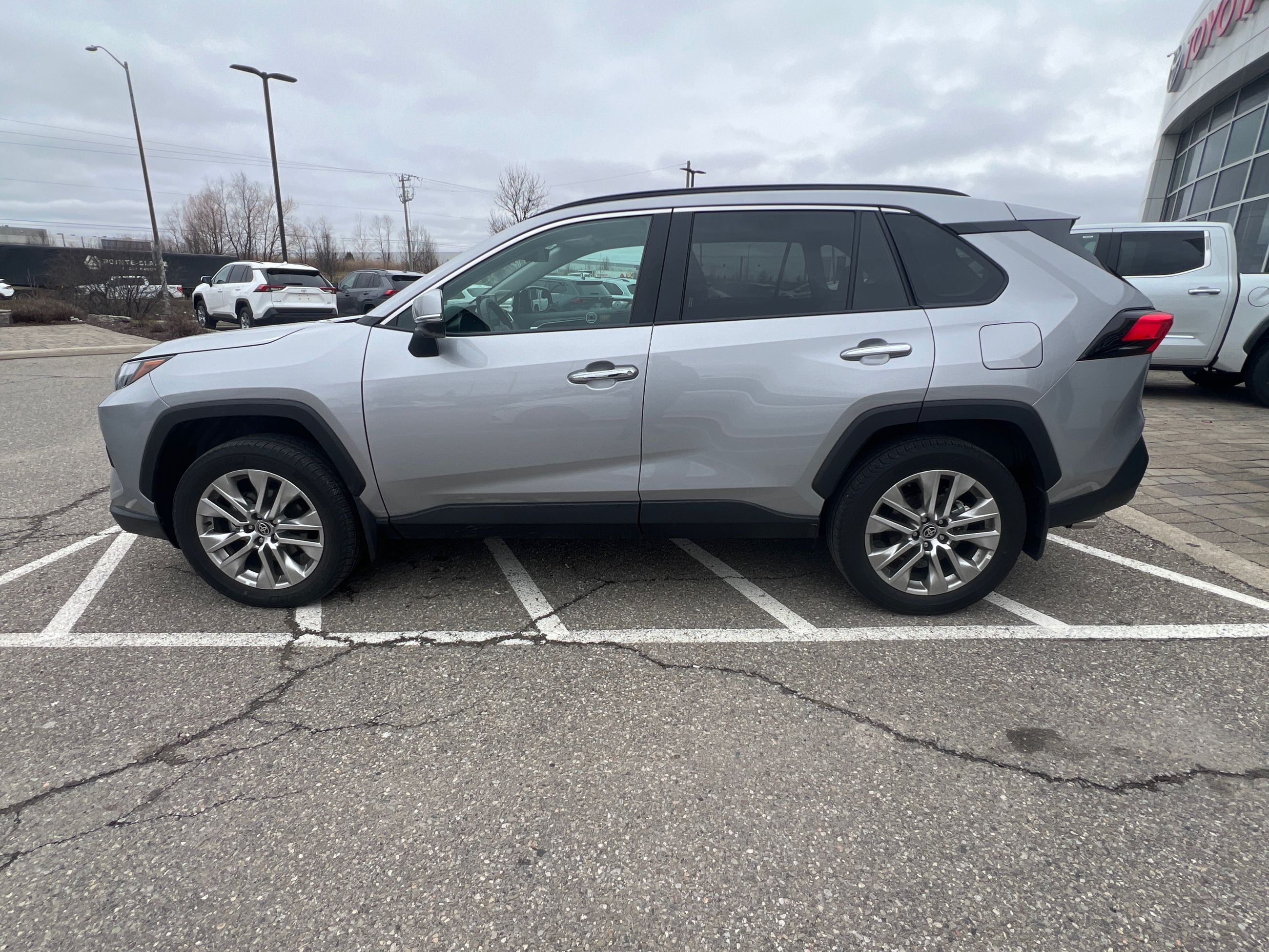 2025 Toyota RAV4