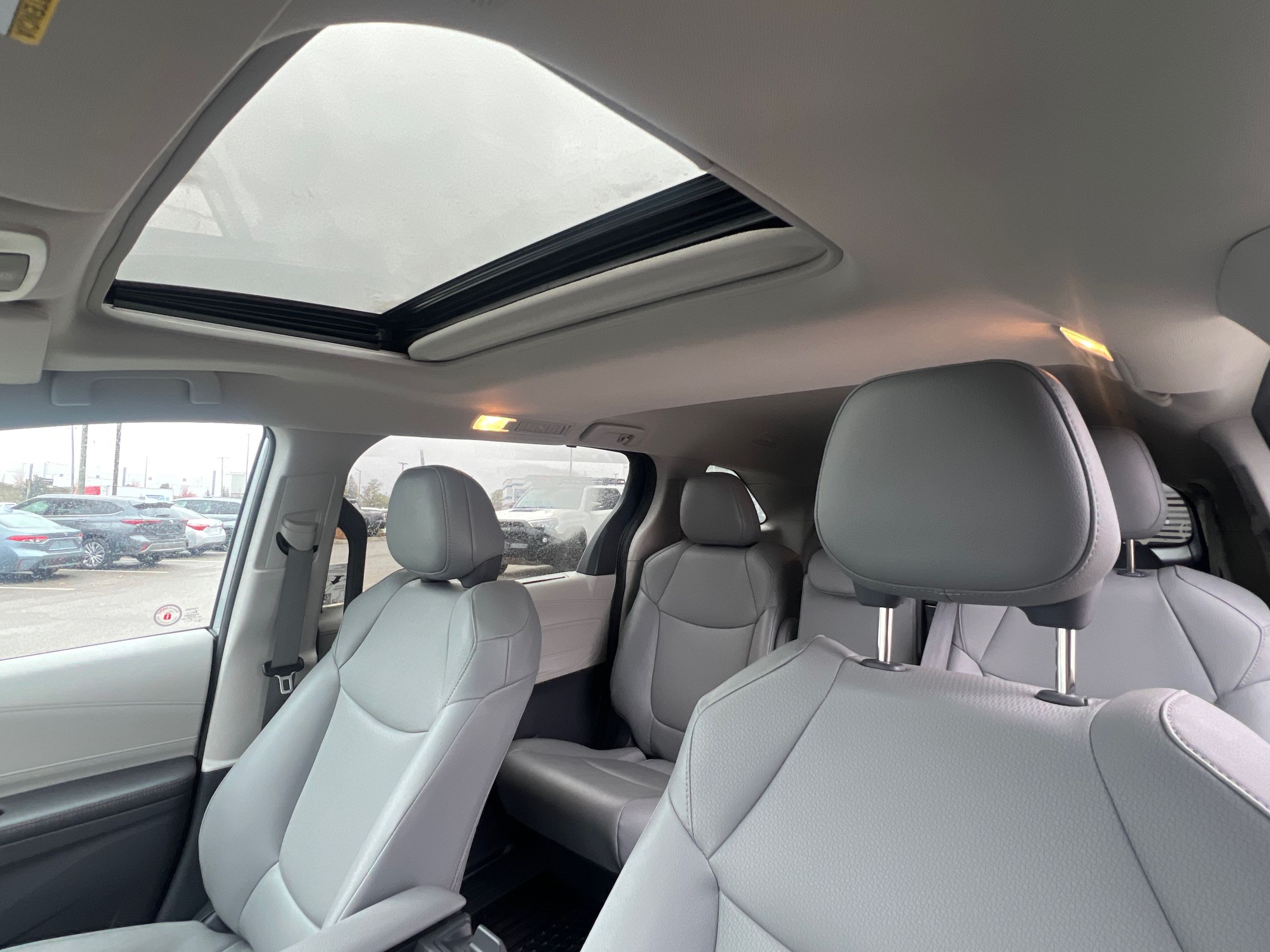 2024 Toyota Sienna Hybrid