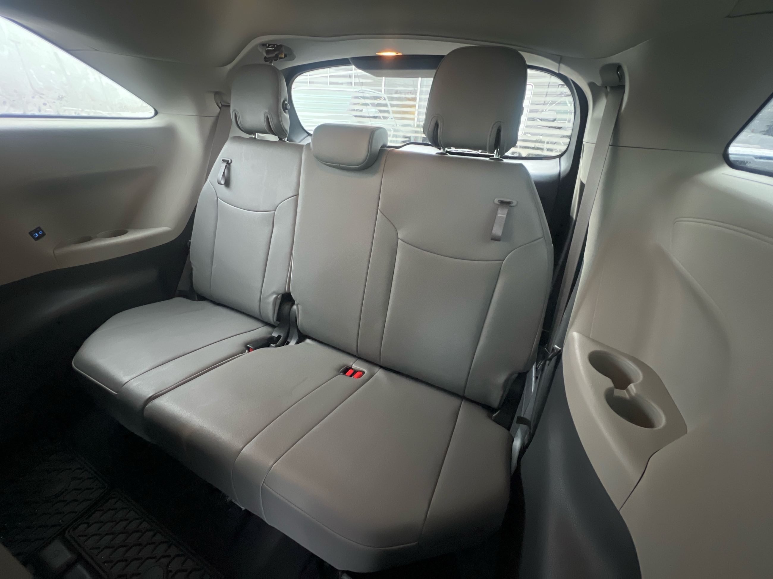 2024 Toyota Sienna Hybrid