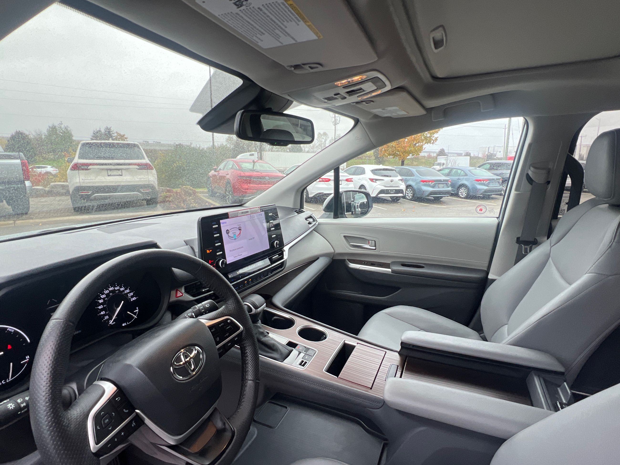 2024 Toyota Sienna Hybrid