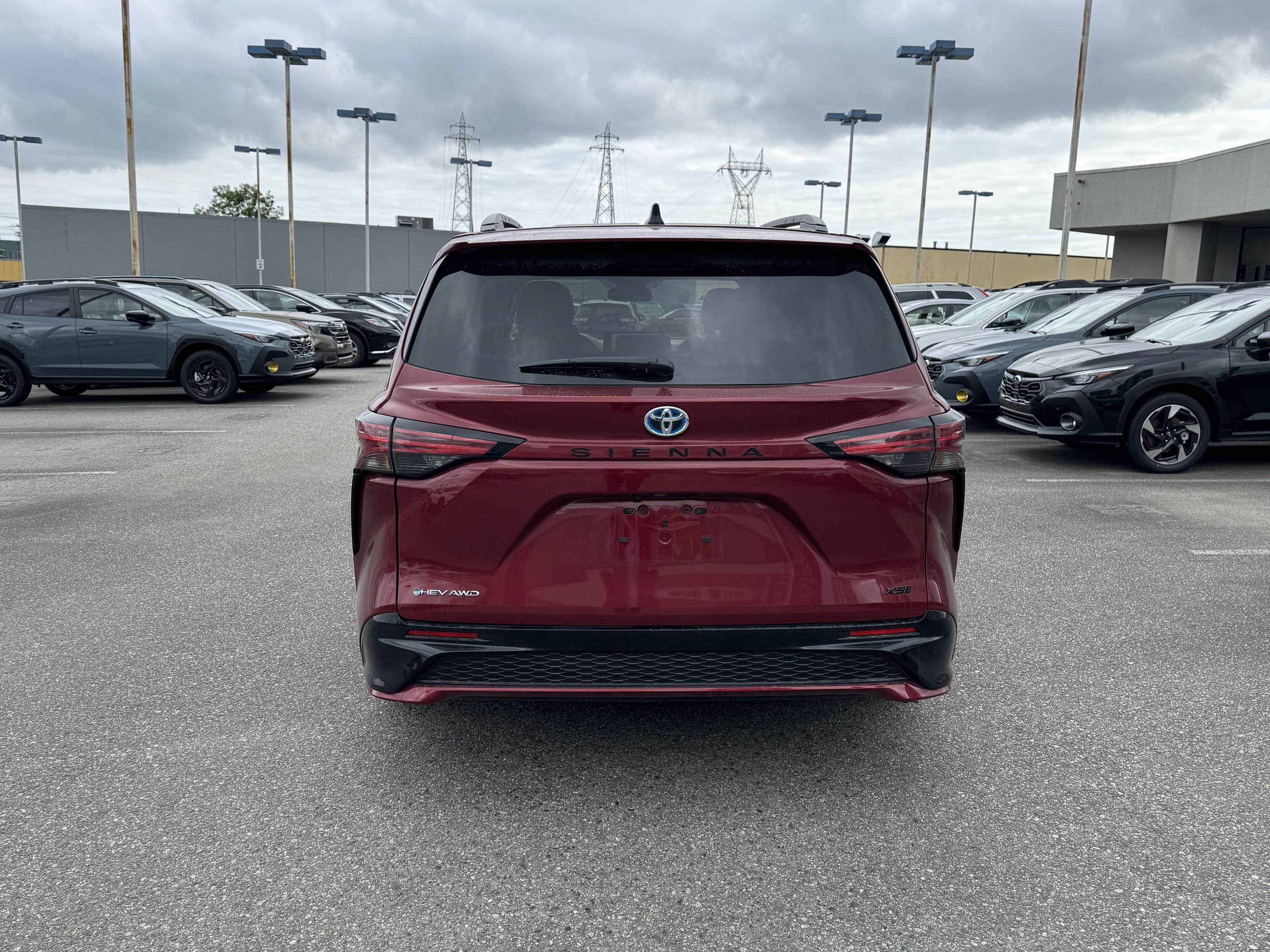 Toyota Sienna Hybrid  2025 à Vancouver, Colombie-Britannique