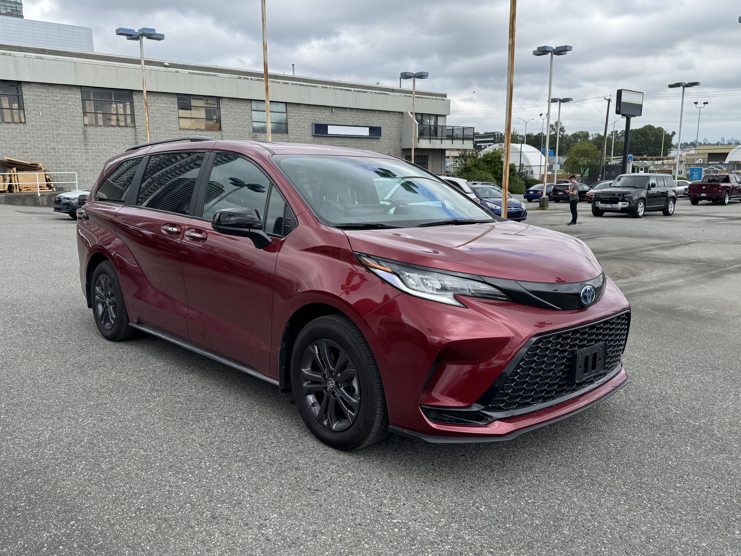 Toyota Sienna Hybrid  2025 à Vancouver, Colombie-Britannique