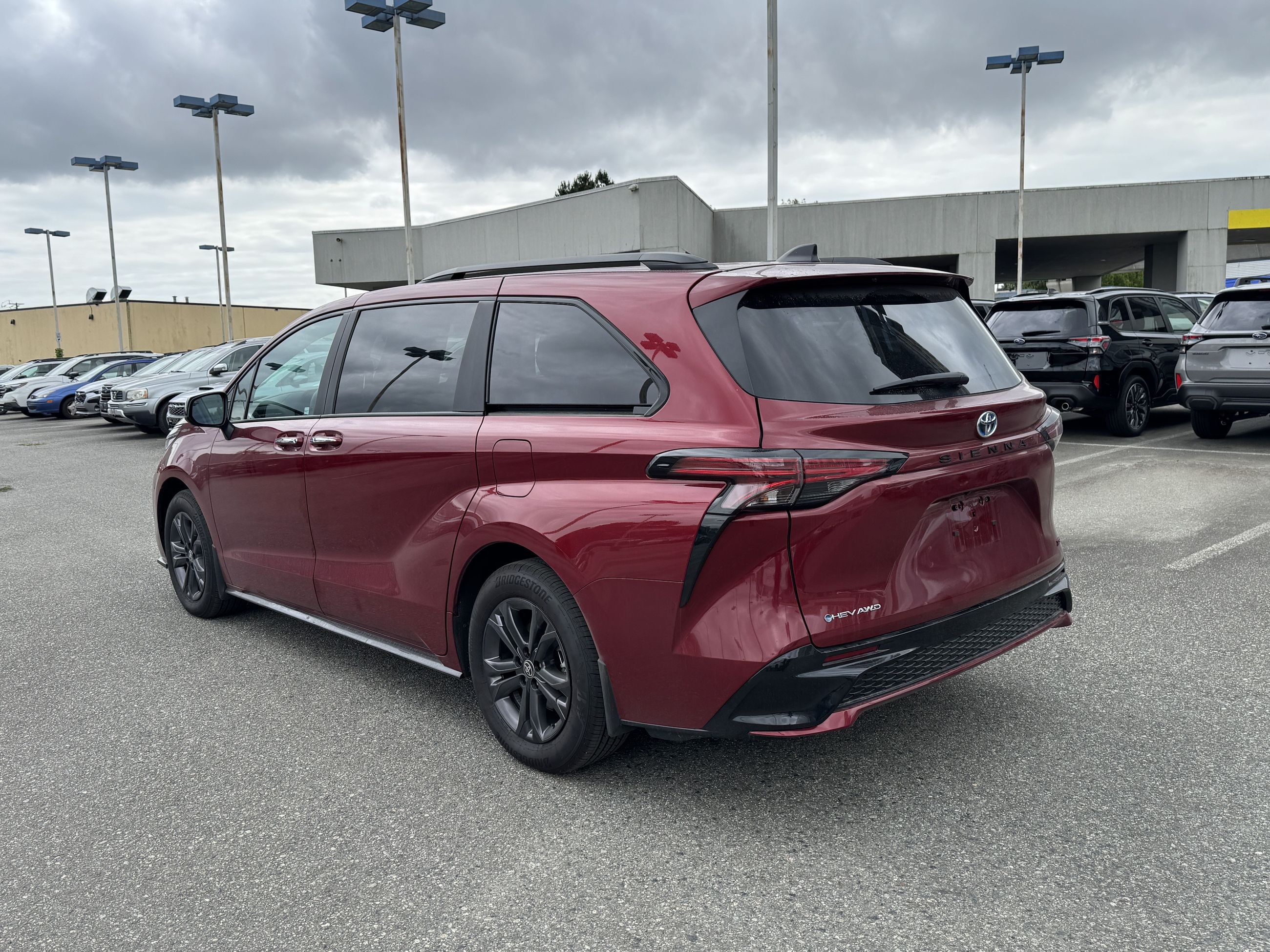 Toyota Sienna Hybrid  2025 à Vancouver, Colombie-Britannique
