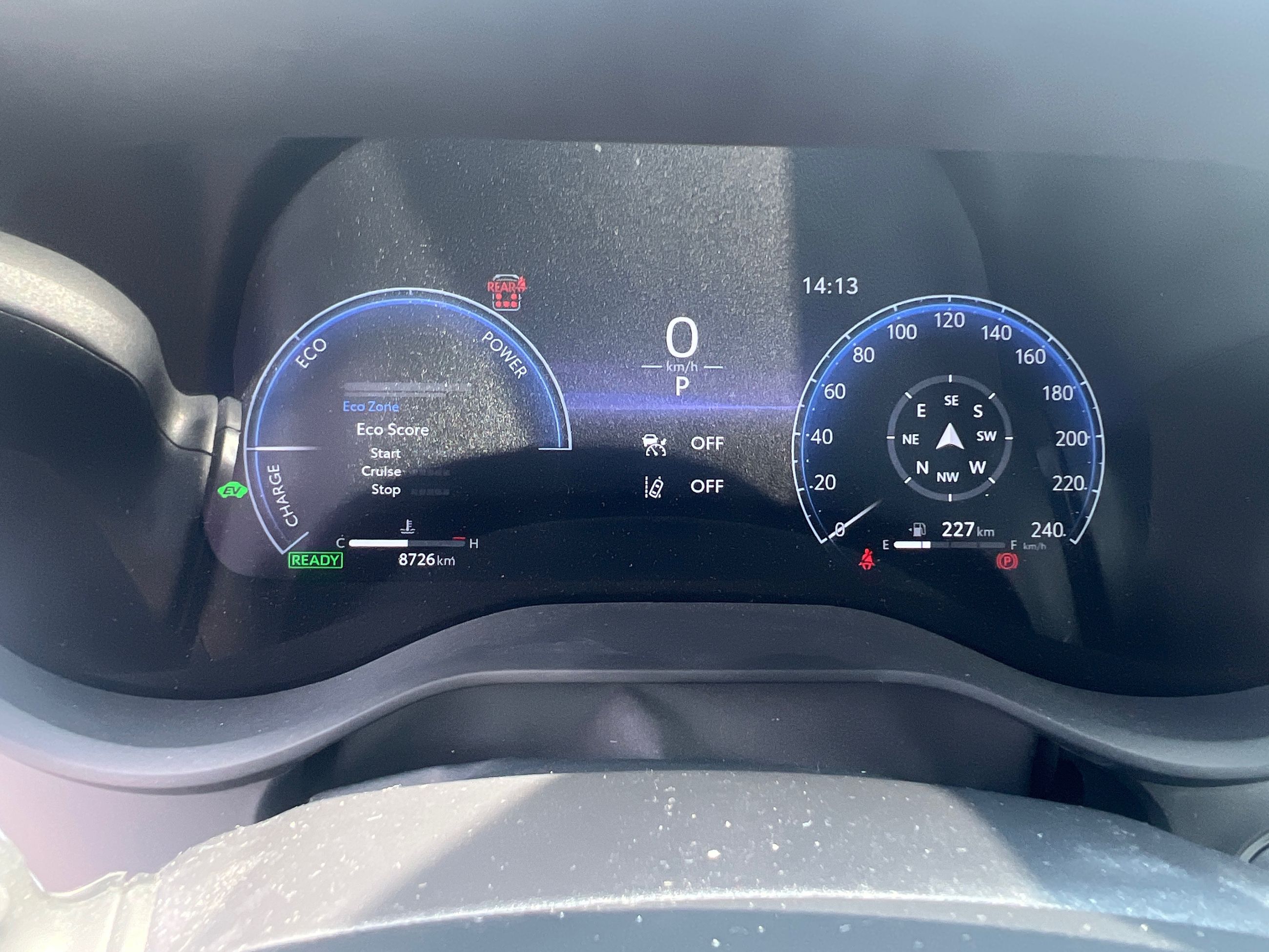2025 Toyota Sienna Hybrid in Bolton, Ontario
