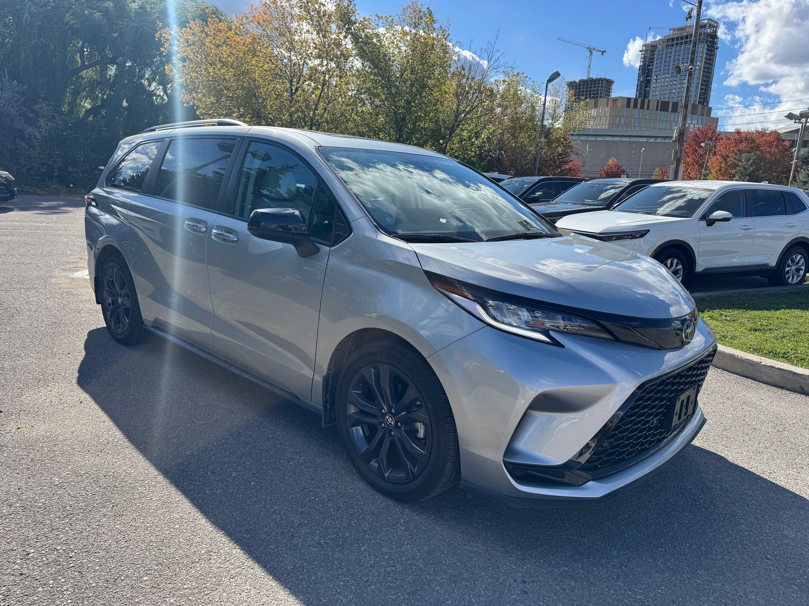 2025 Toyota Sienna Hybrid