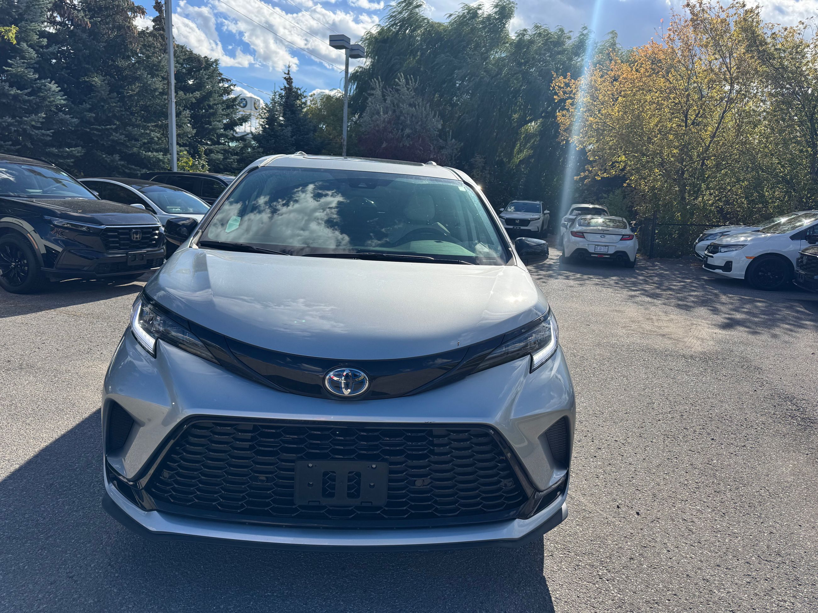 2025 Toyota Sienna Hybrid