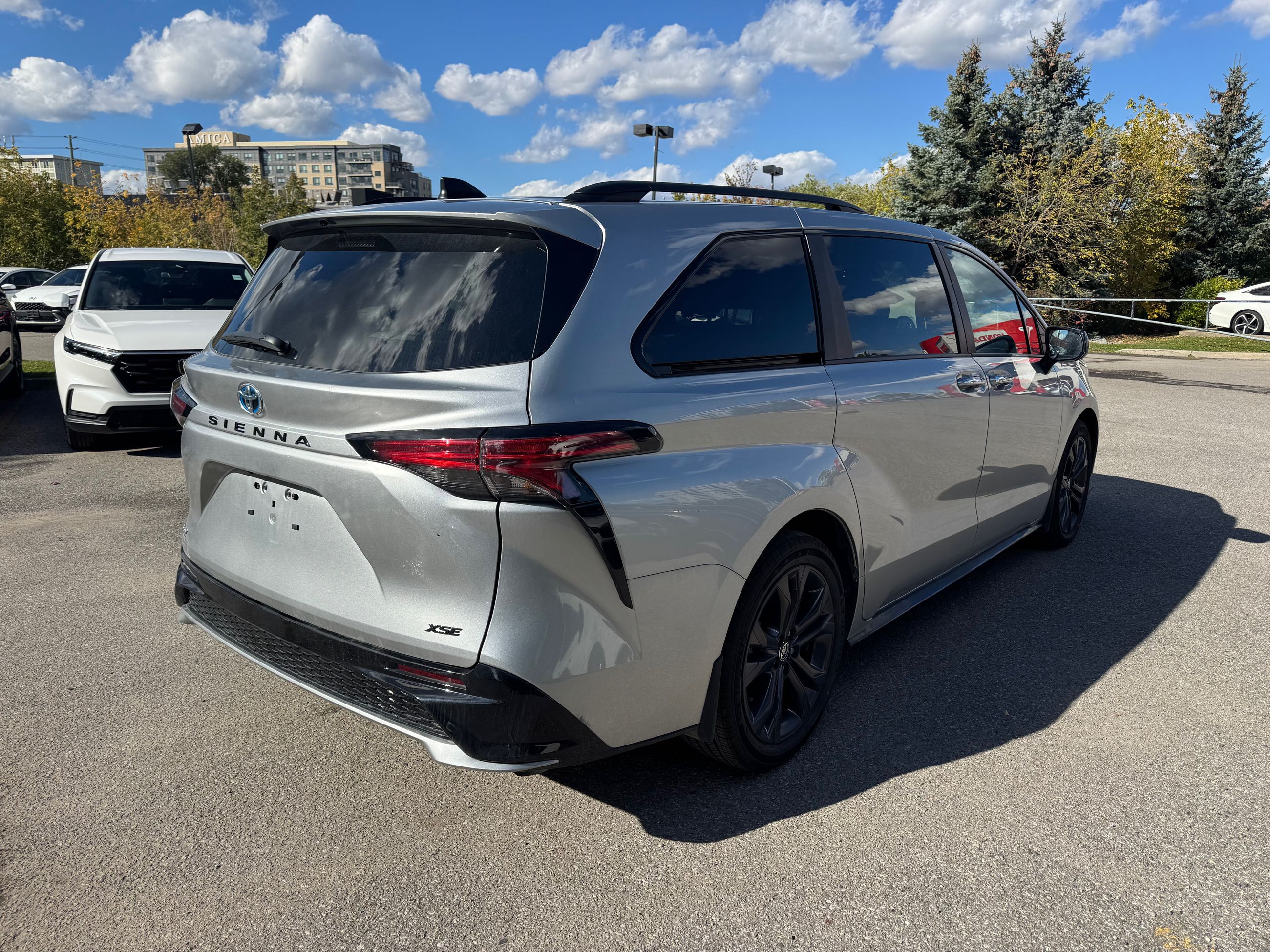 2025 Toyota Sienna Hybrid