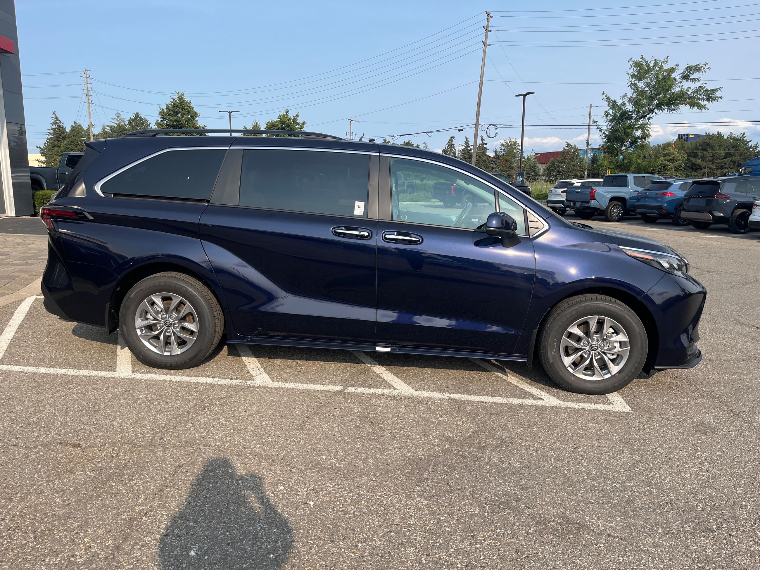 Toyota Sienna Hybrid  2026 à Bolton, Ontario
