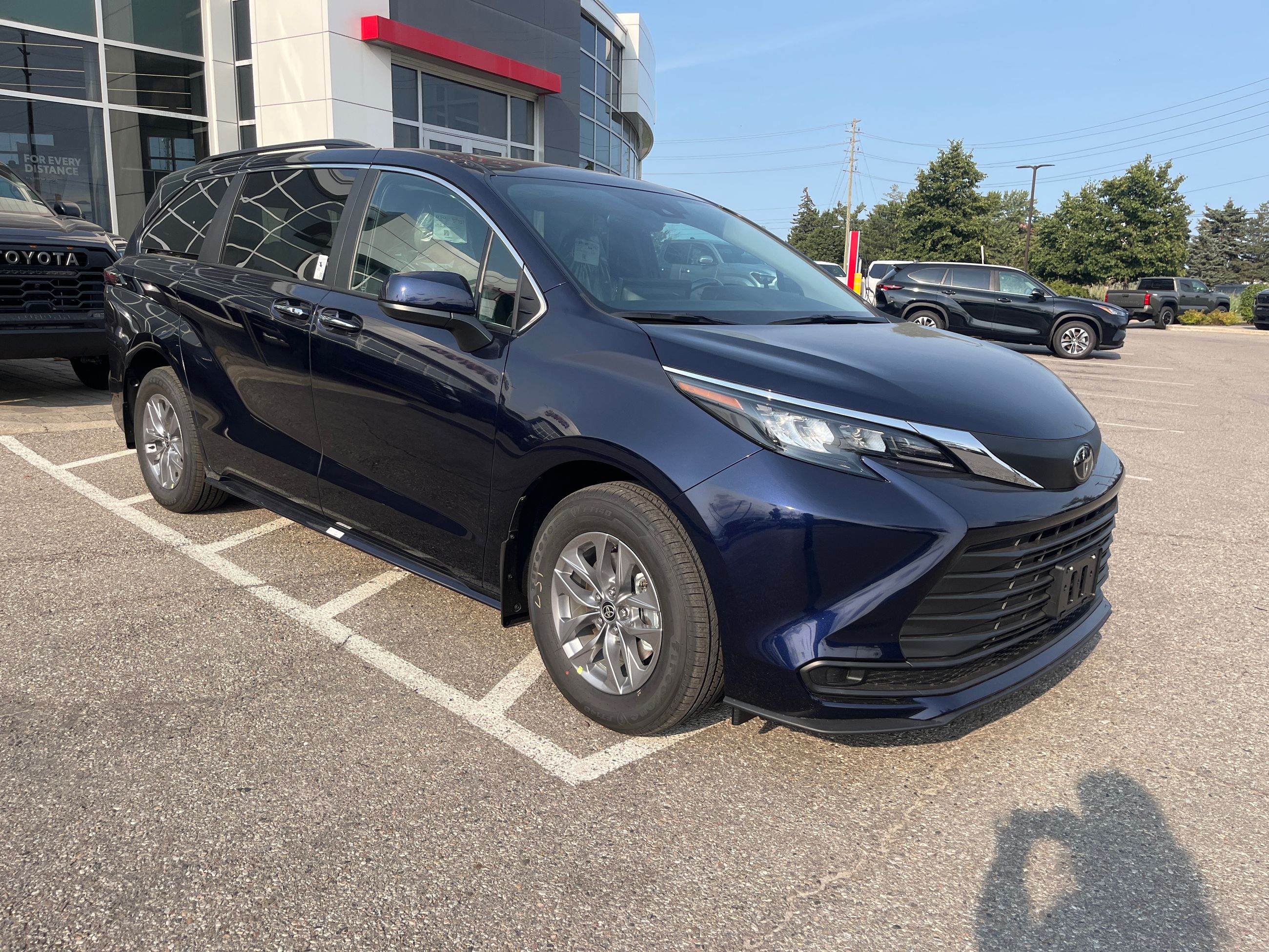 Toyota Sienna Hybrid  2026 à Bolton, Ontario