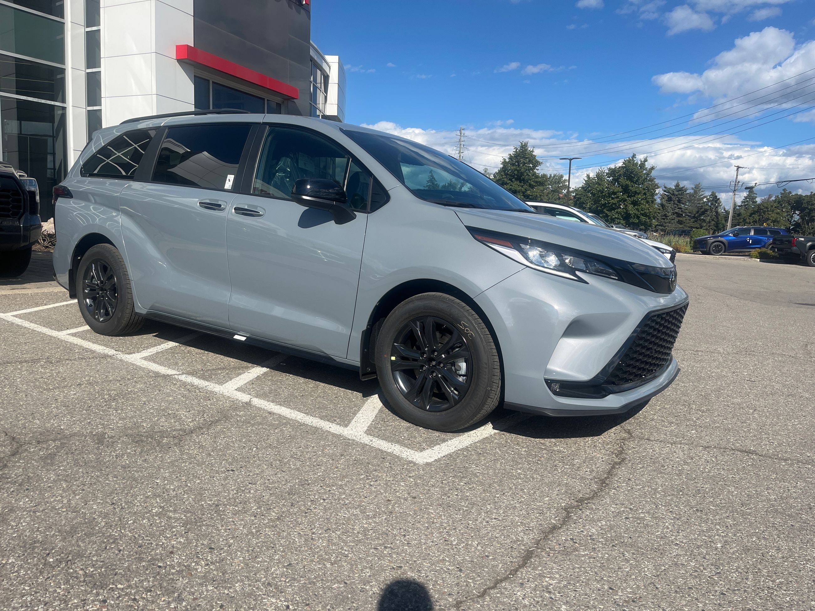 Toyota Sienna Hybrid  2026 à Bolton, Ontario