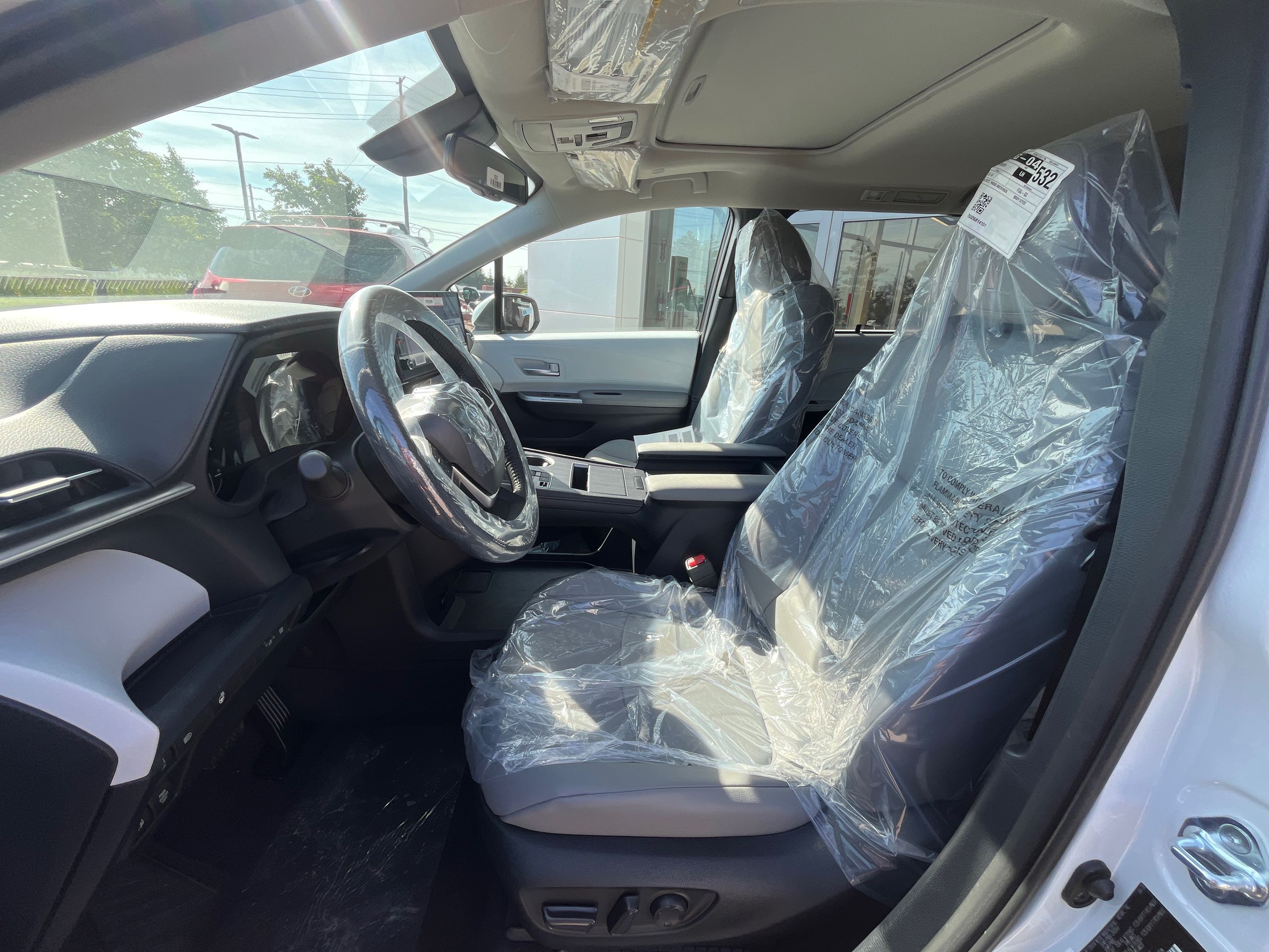 Toyota Sienna Hybrid  2026 à Bolton, Ontario