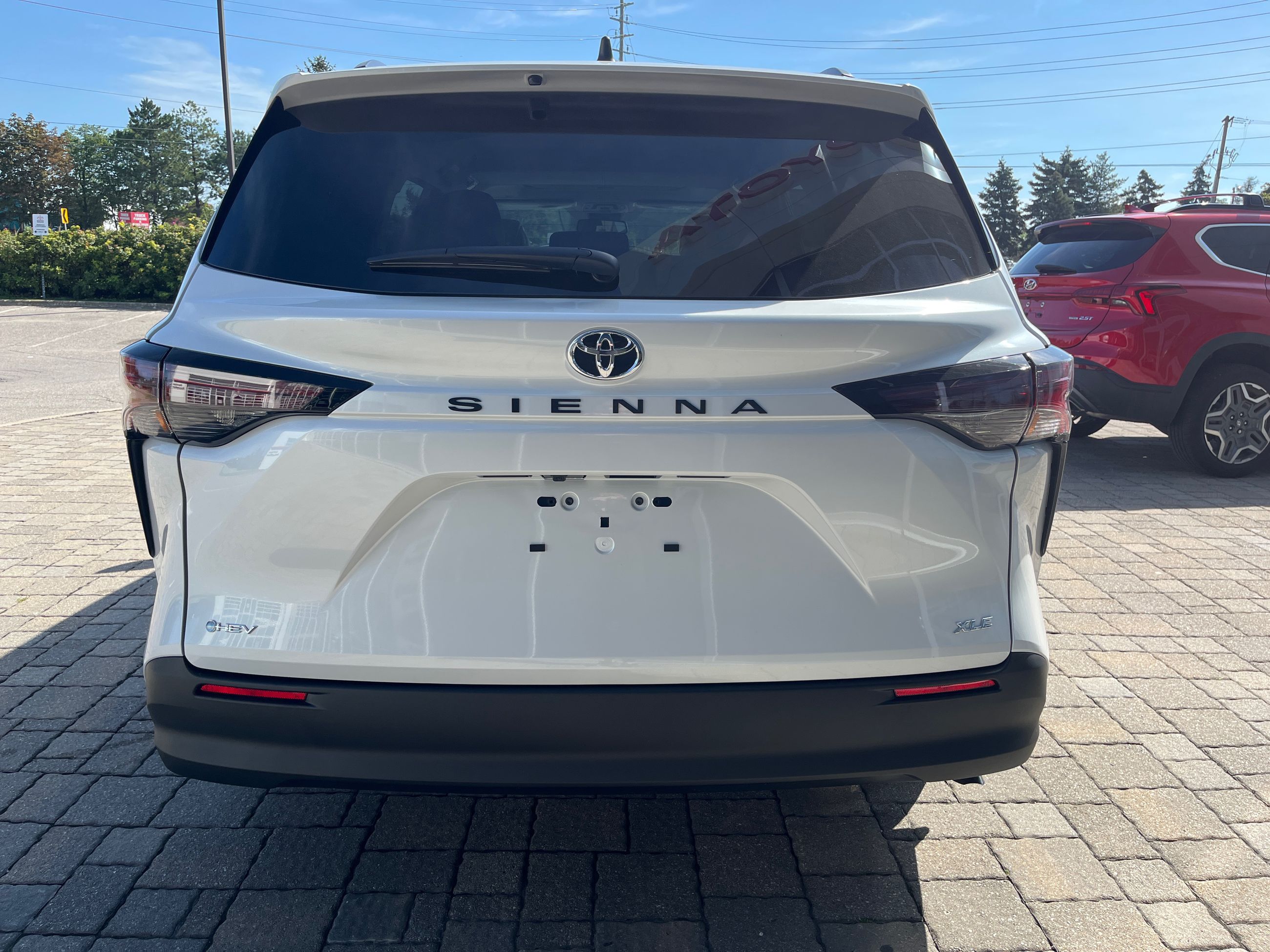 Toyota Sienna Hybrid  2026 à Bolton, Ontario