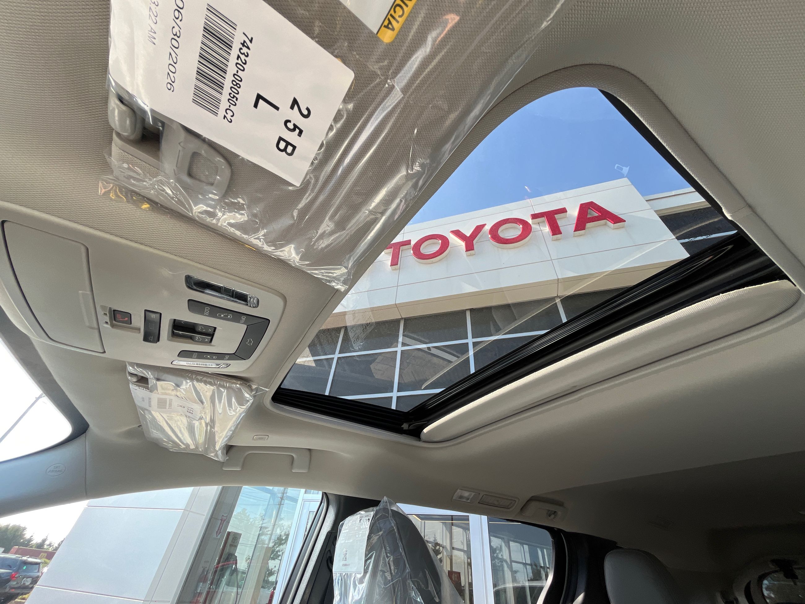 Toyota Sienna Hybrid  2026 à Bolton, Ontario