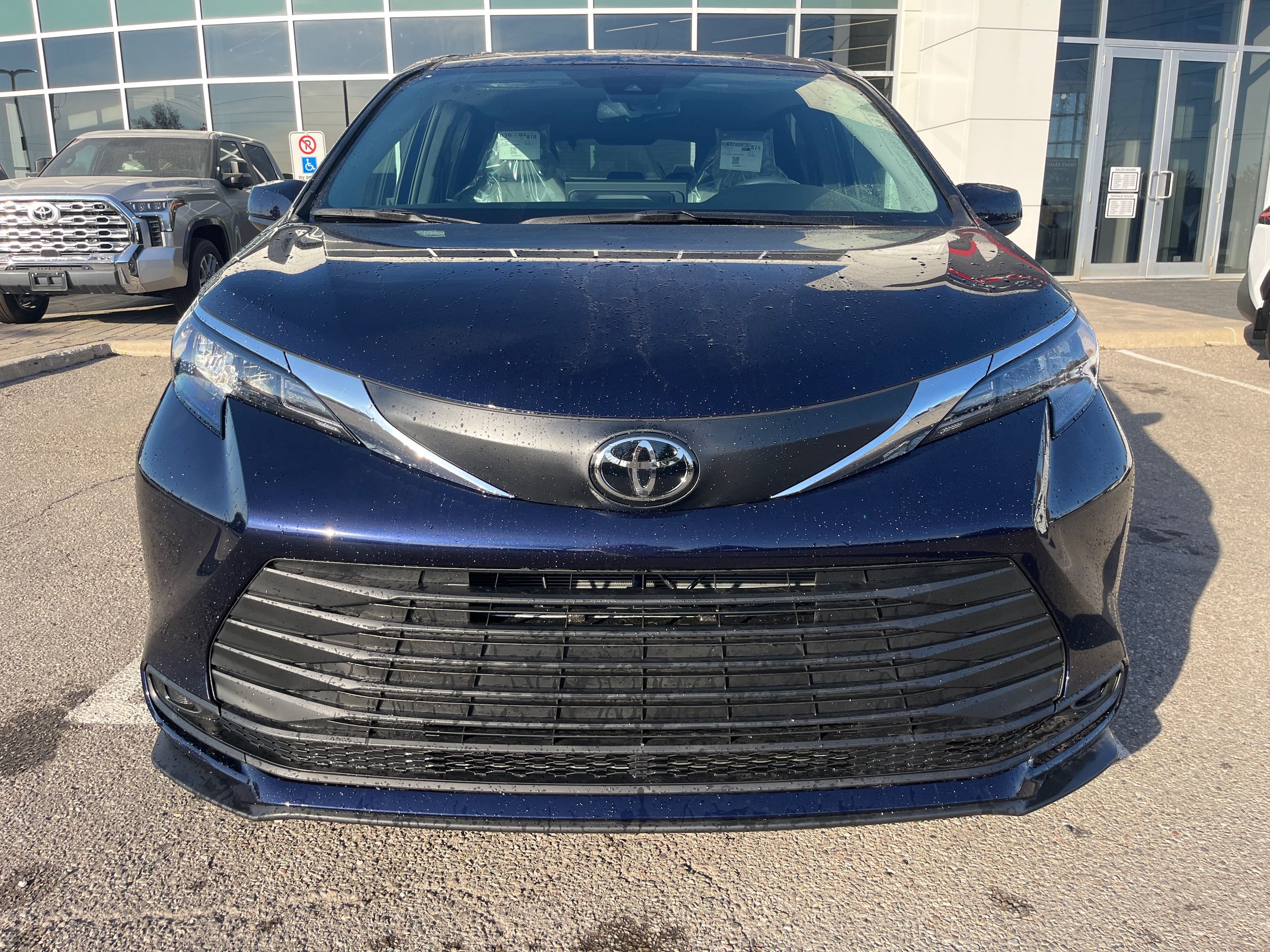 2026 Toyota Sienna Hybrid in Bolton, Ontario