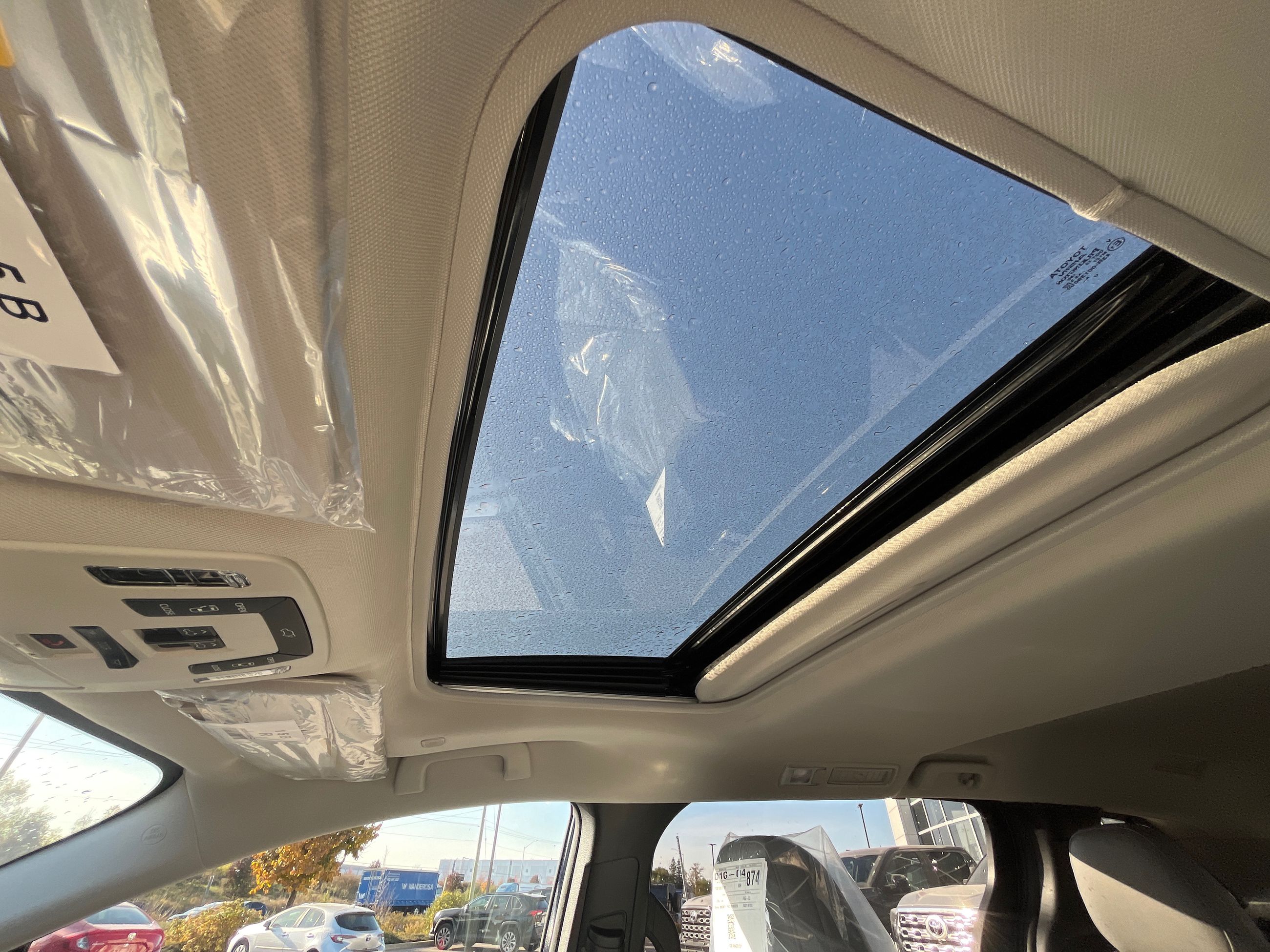 2026 Toyota Sienna Hybrid in Bolton, Ontario