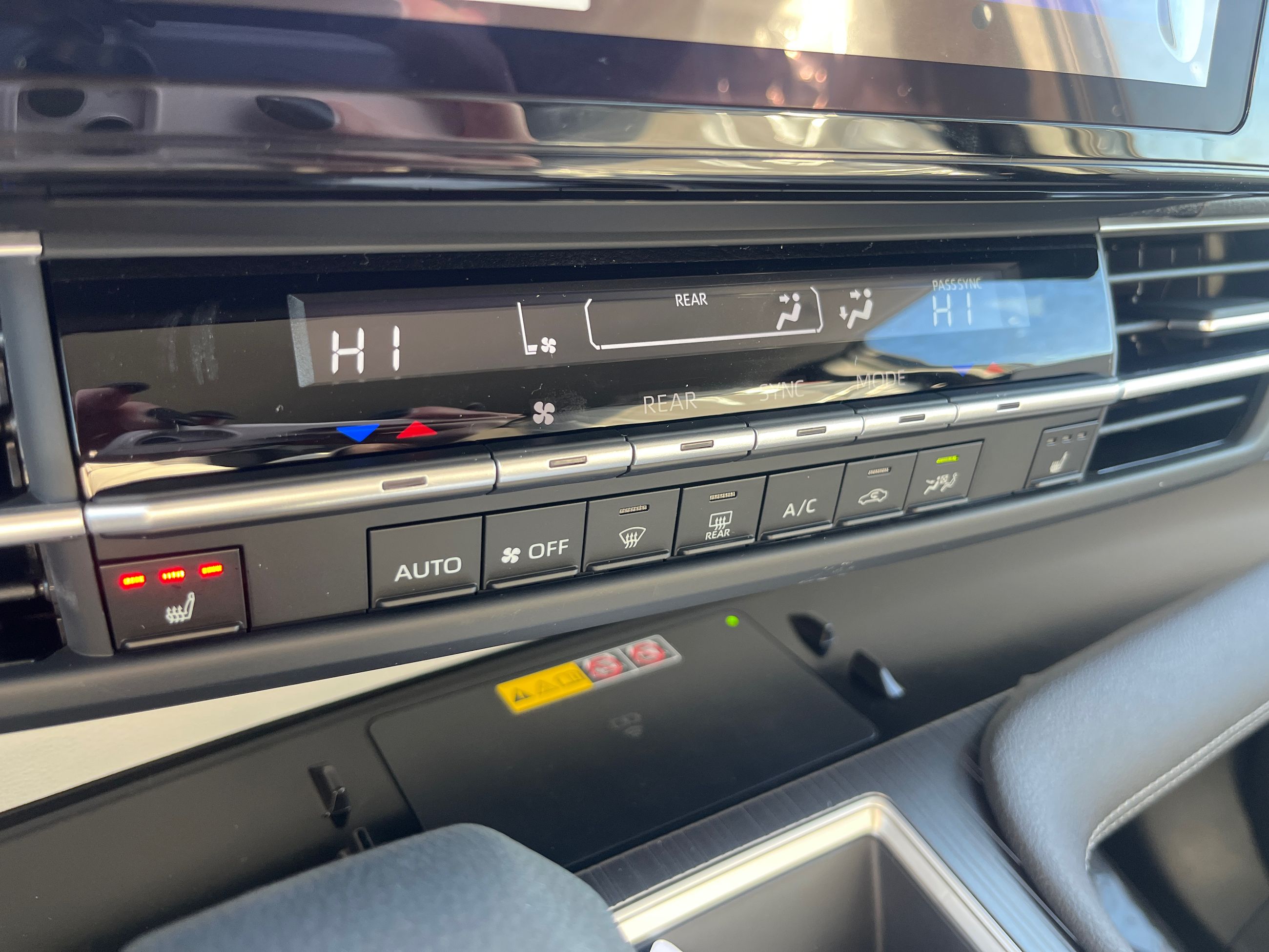 2026 Toyota Sienna Hybrid in Bolton, Ontario