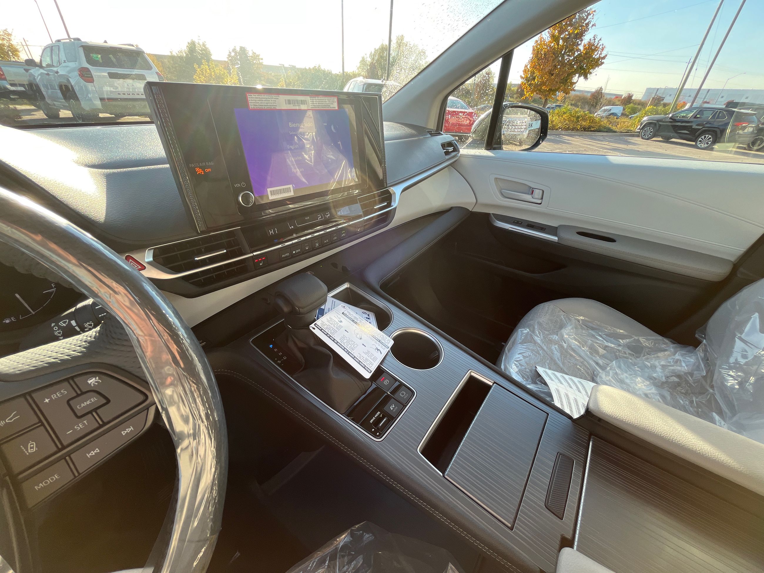 2026 Toyota Sienna Hybrid in Bolton, Ontario