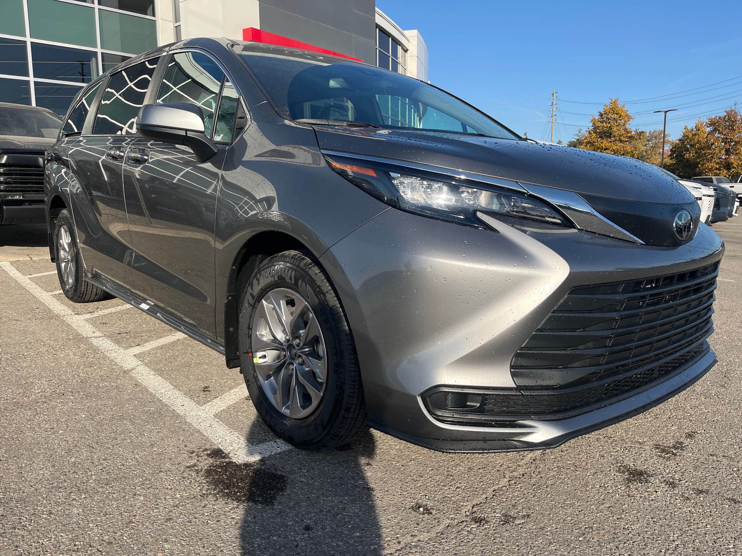 Toyota Sienna Hybrid  2026 à Bolton, Ontario