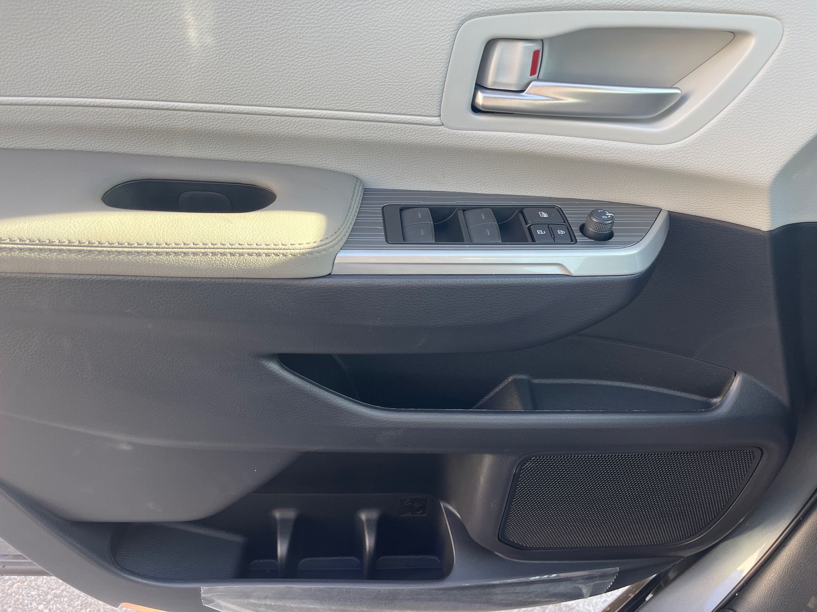 Toyota Sienna Hybrid  2026 à Bolton, Ontario