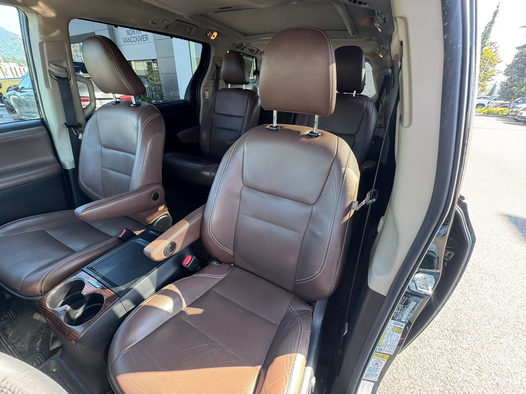 2016  Sienna
