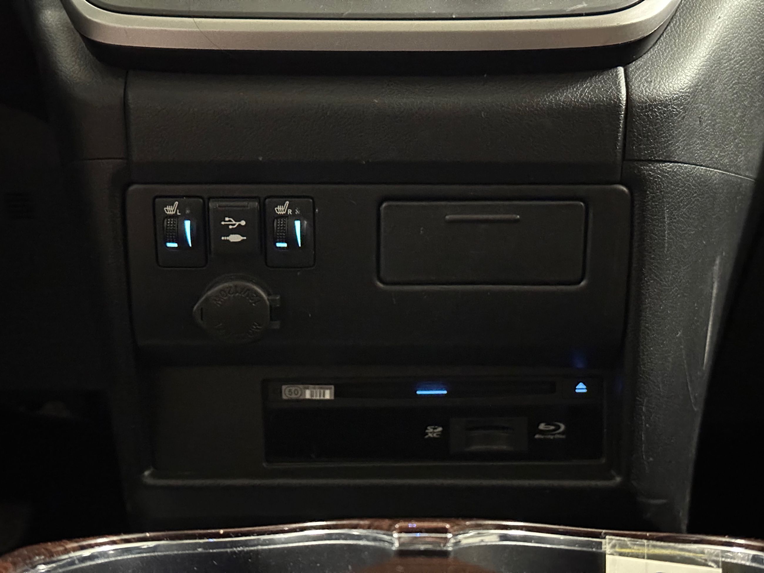 2020 Toyota Sienna in Vancouver, British Columbia
