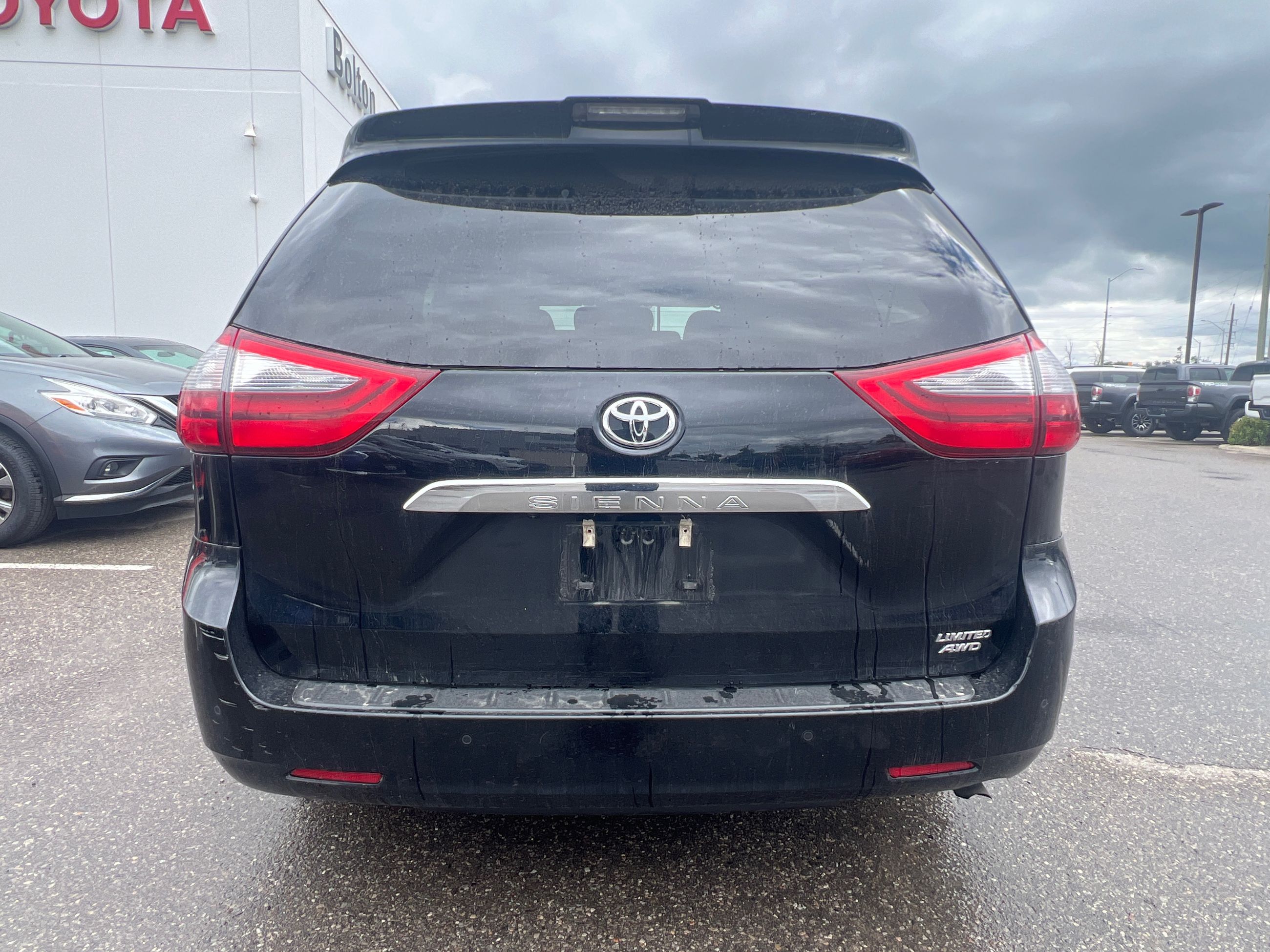 2020 Toyota Sienna in Bolton, Ontario