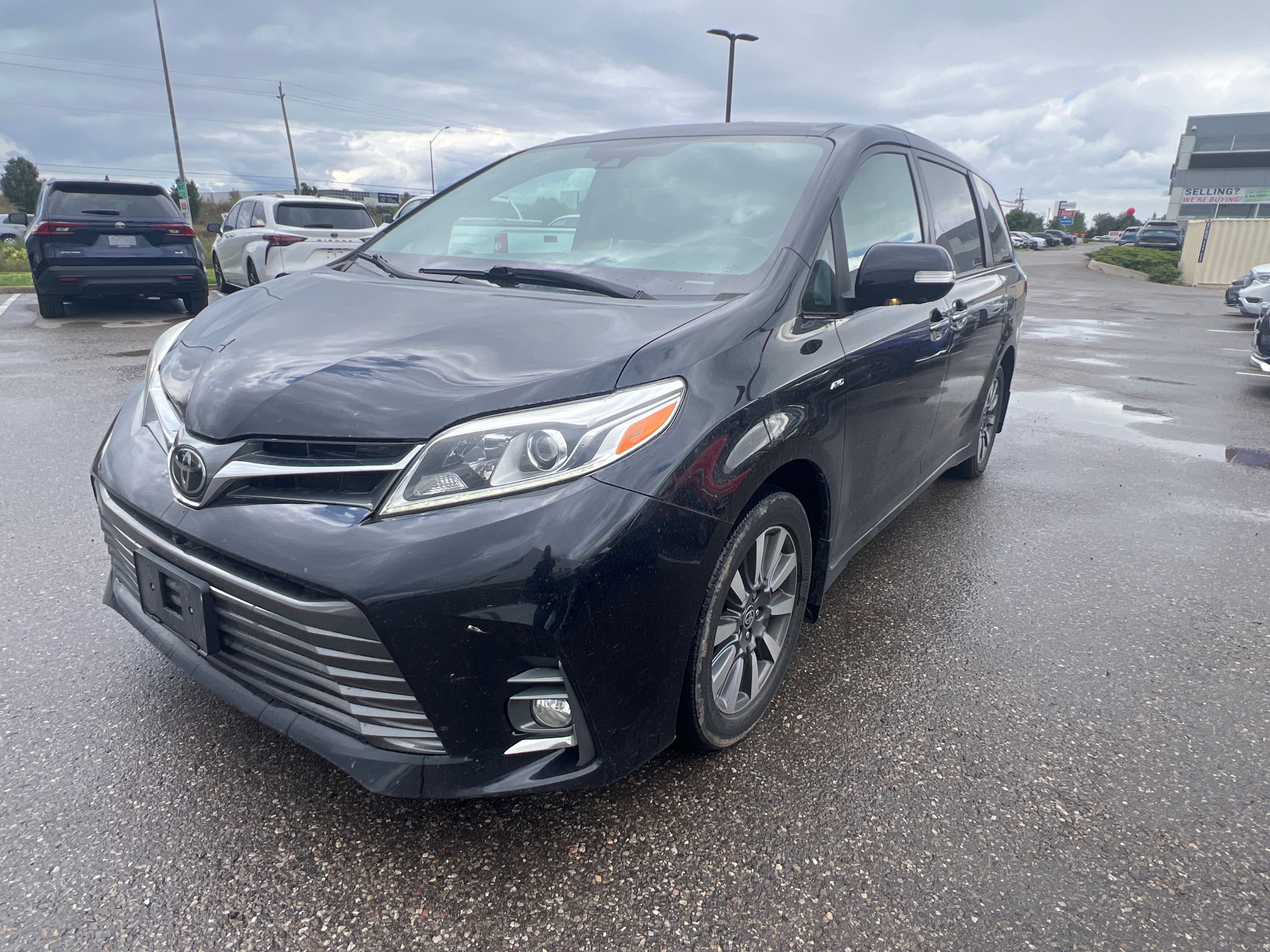 2020 Toyota Sienna in Bolton, Ontario