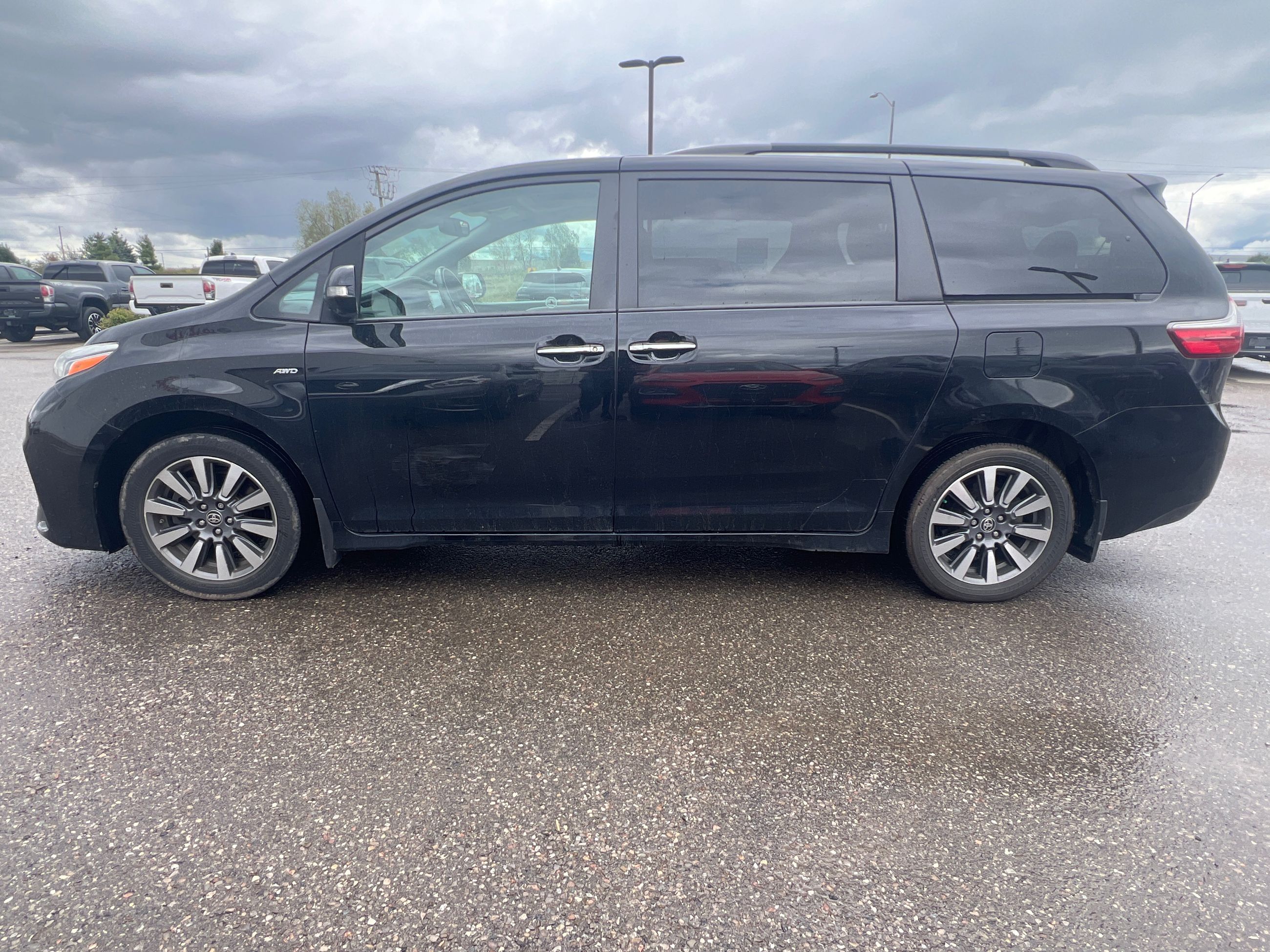 2020 Toyota Sienna in Bolton, Ontario