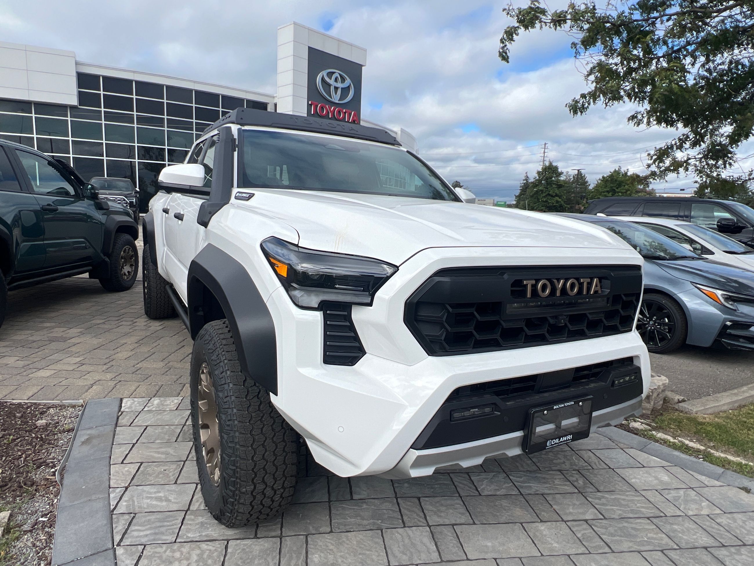 2025 Toyota TACOMA HYBRID in Bolton, Ontario