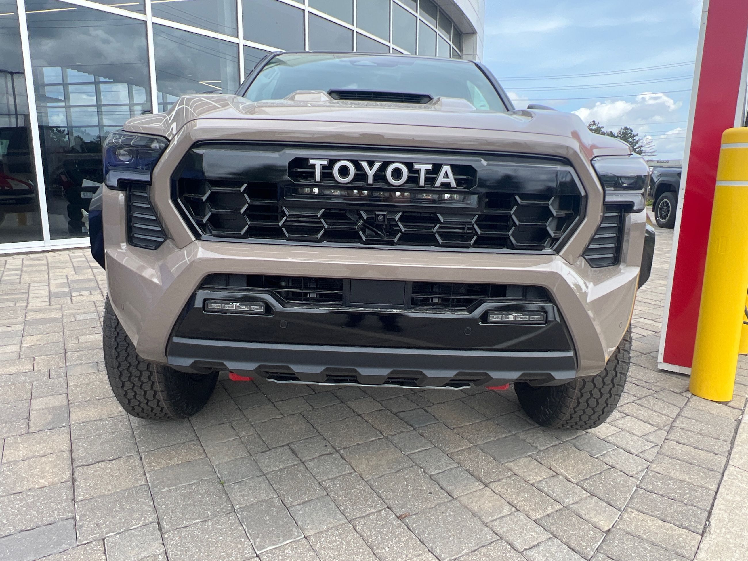 2025 Toyota TACOMA HYBRID in Bolton, Ontario