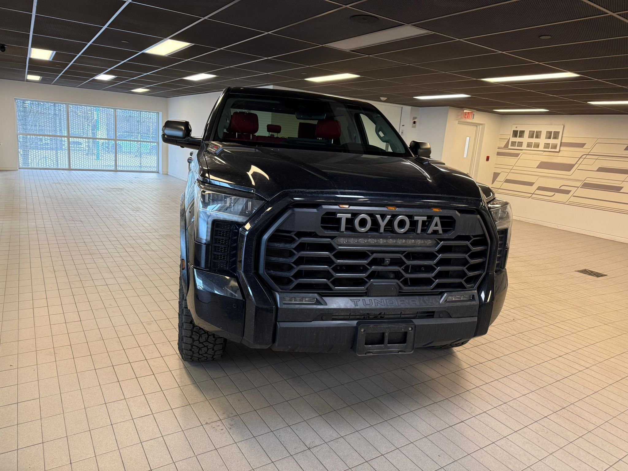 Toyota Tundra 4X4  2023 à Vancouver, Colombie-Britannique